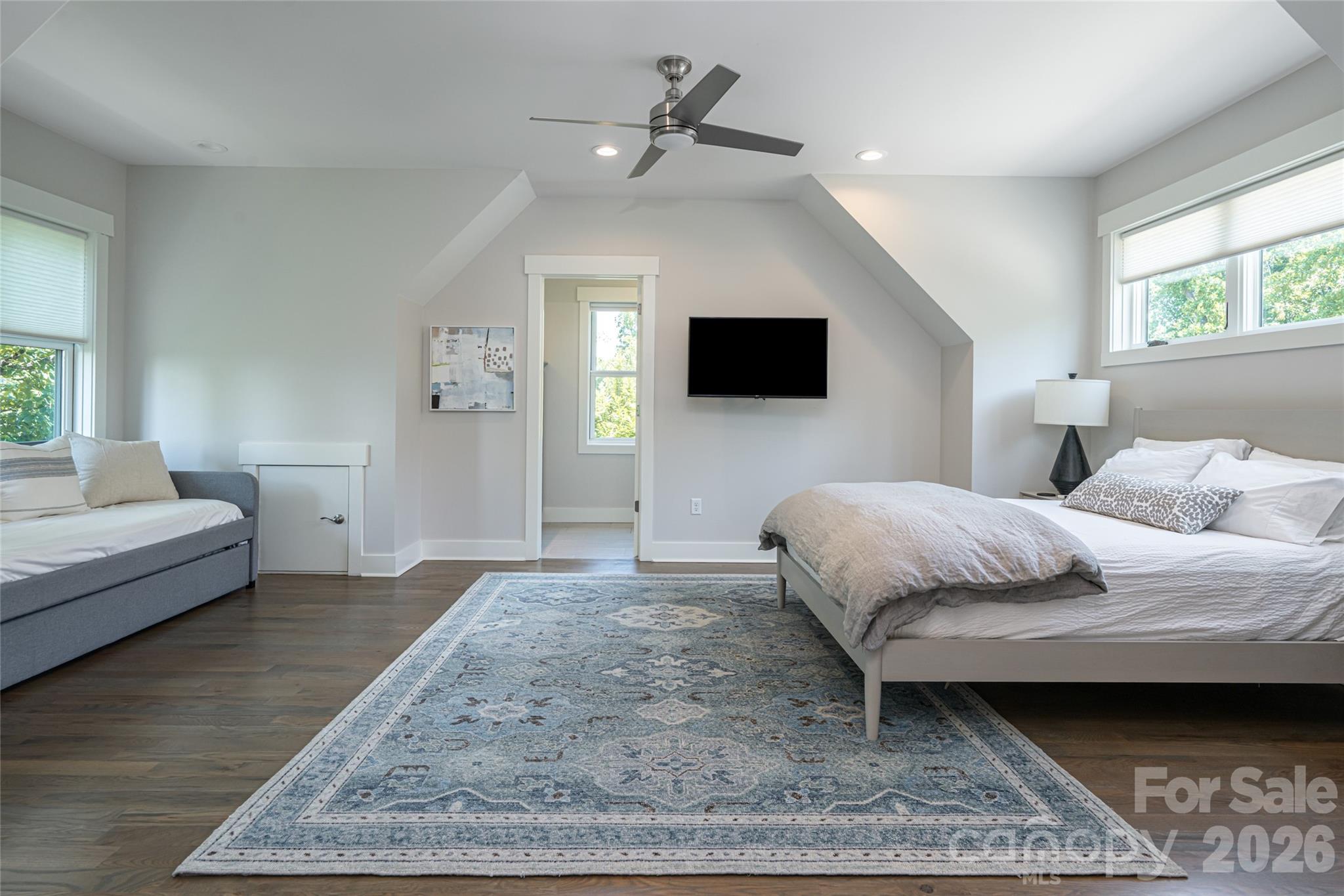 57 Villa Nova Drive Property Photo 28