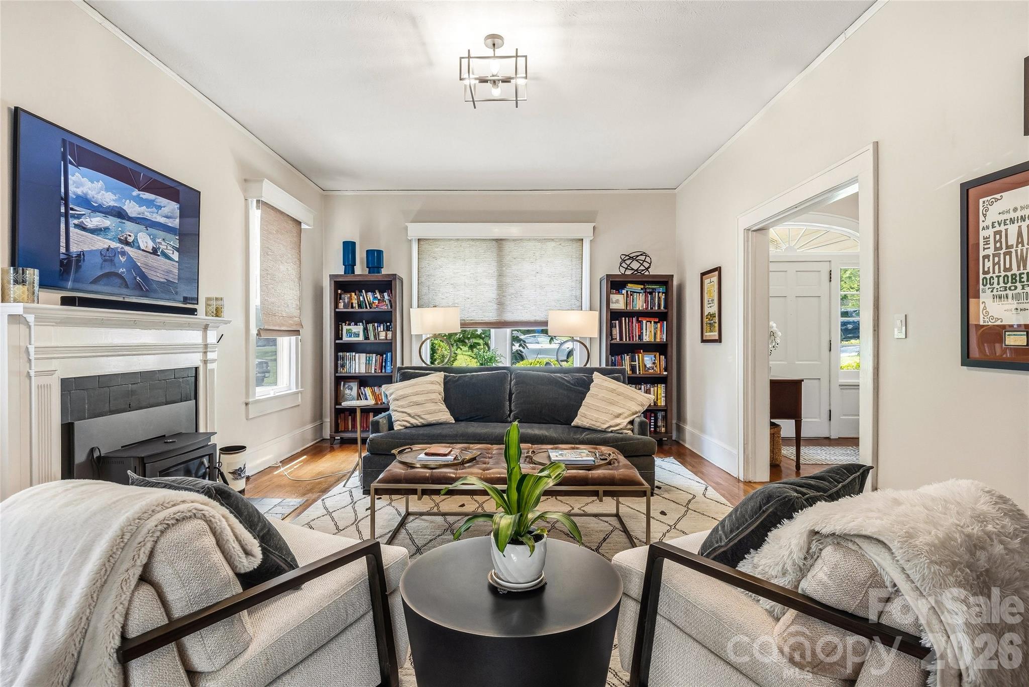 1620 Norwood Place Property Photo 2