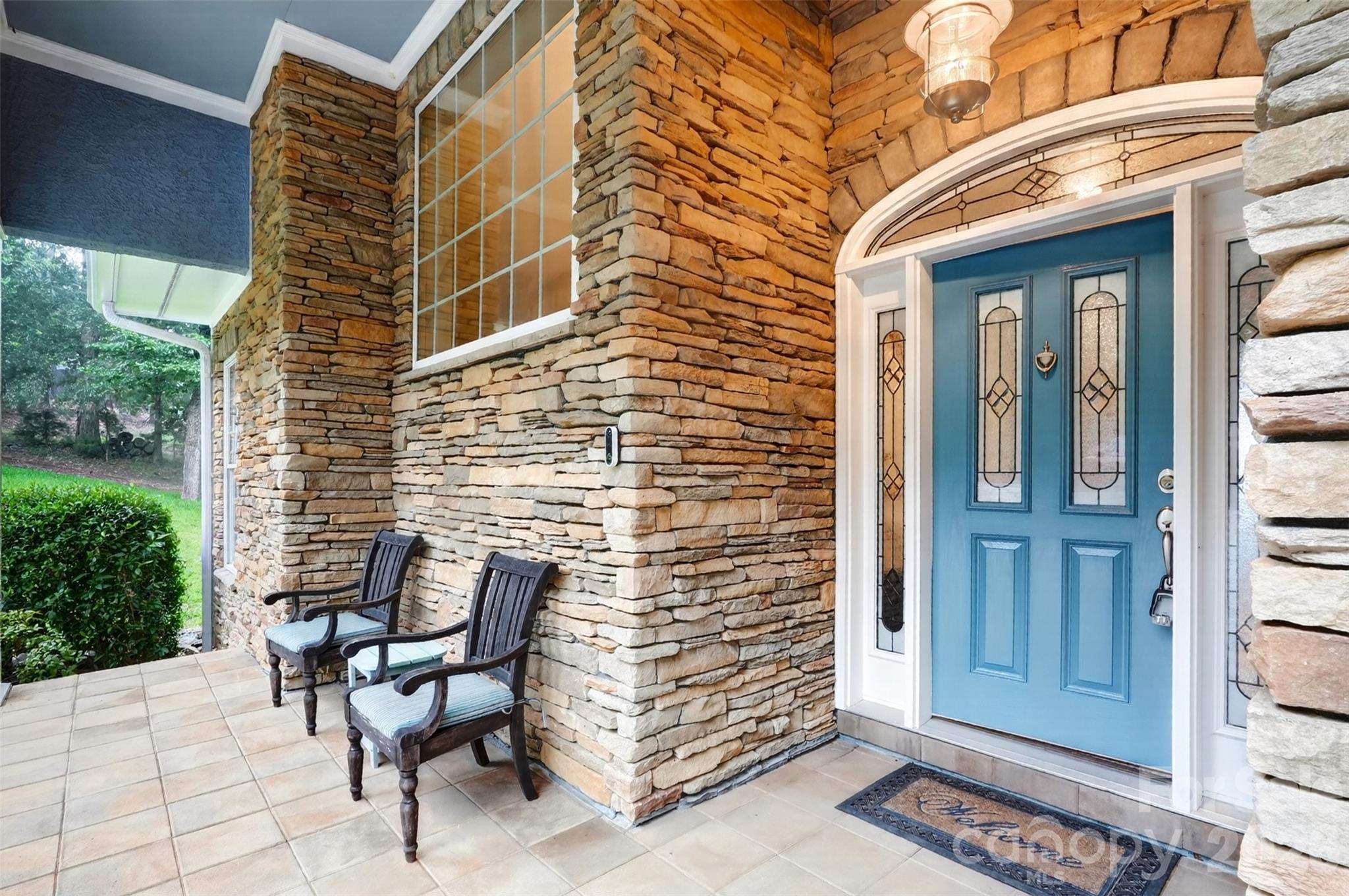 1168 Snowy Owl Road Property Photo 4