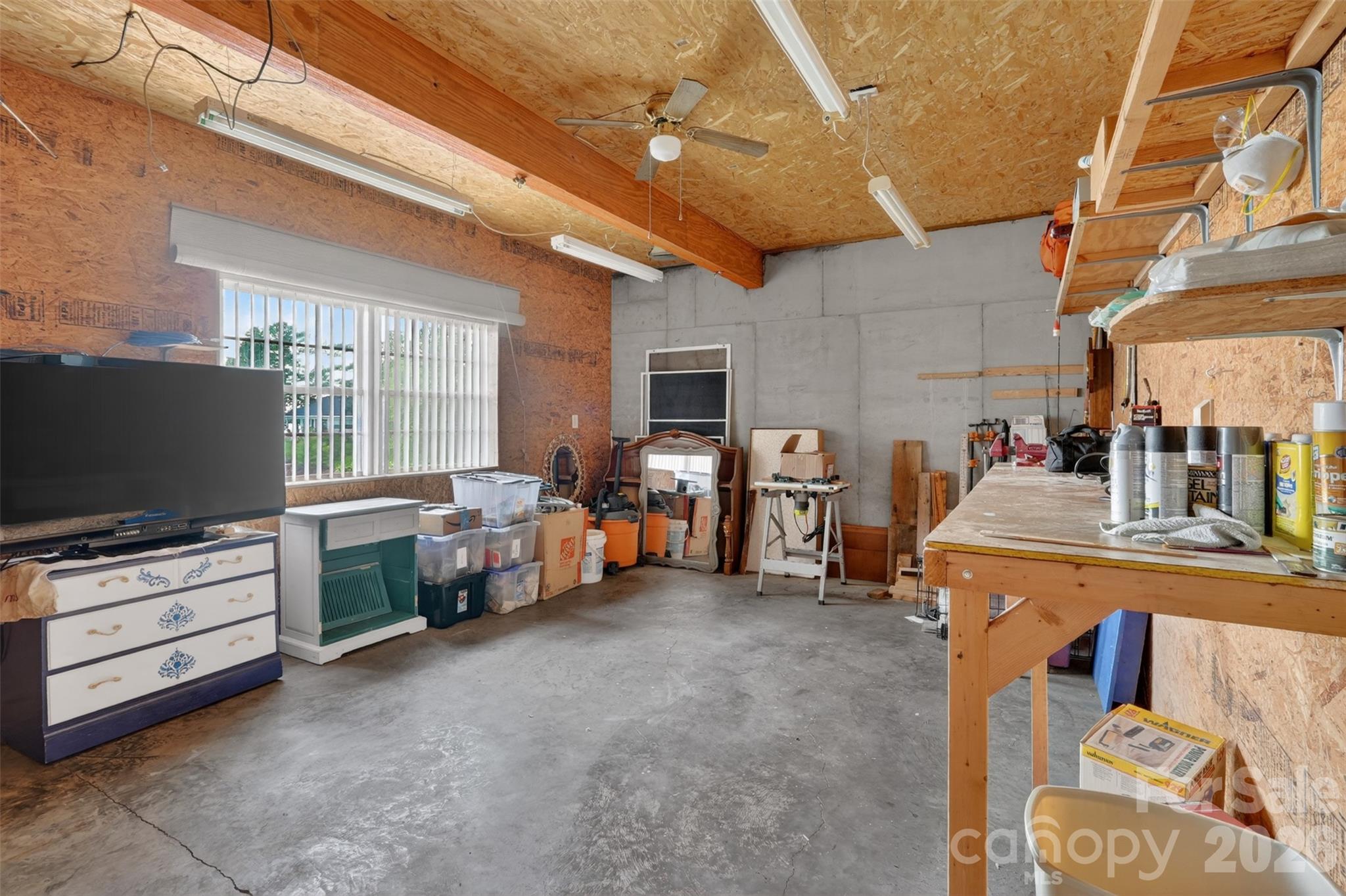 1168 Snowy Owl Road Property Photo 41