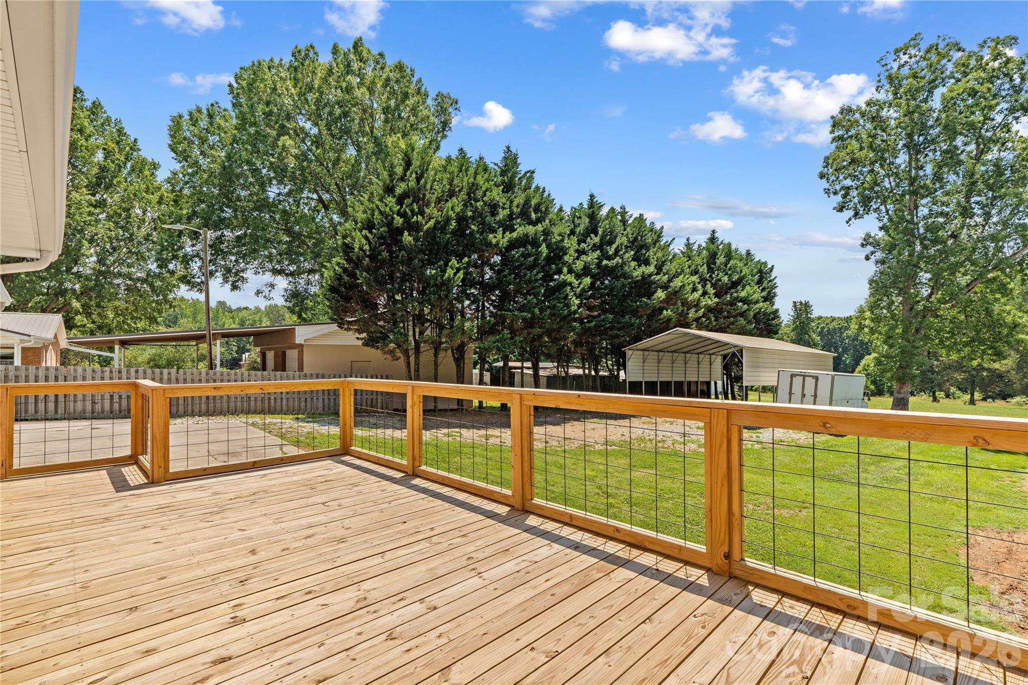 946 Shearers Road Property Photo 41