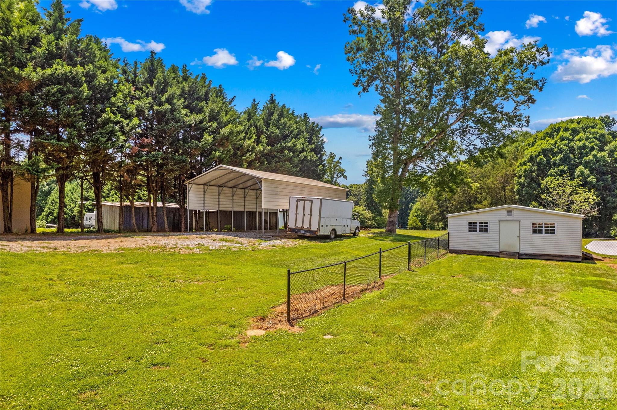946 Shearers Road Property Photo 47