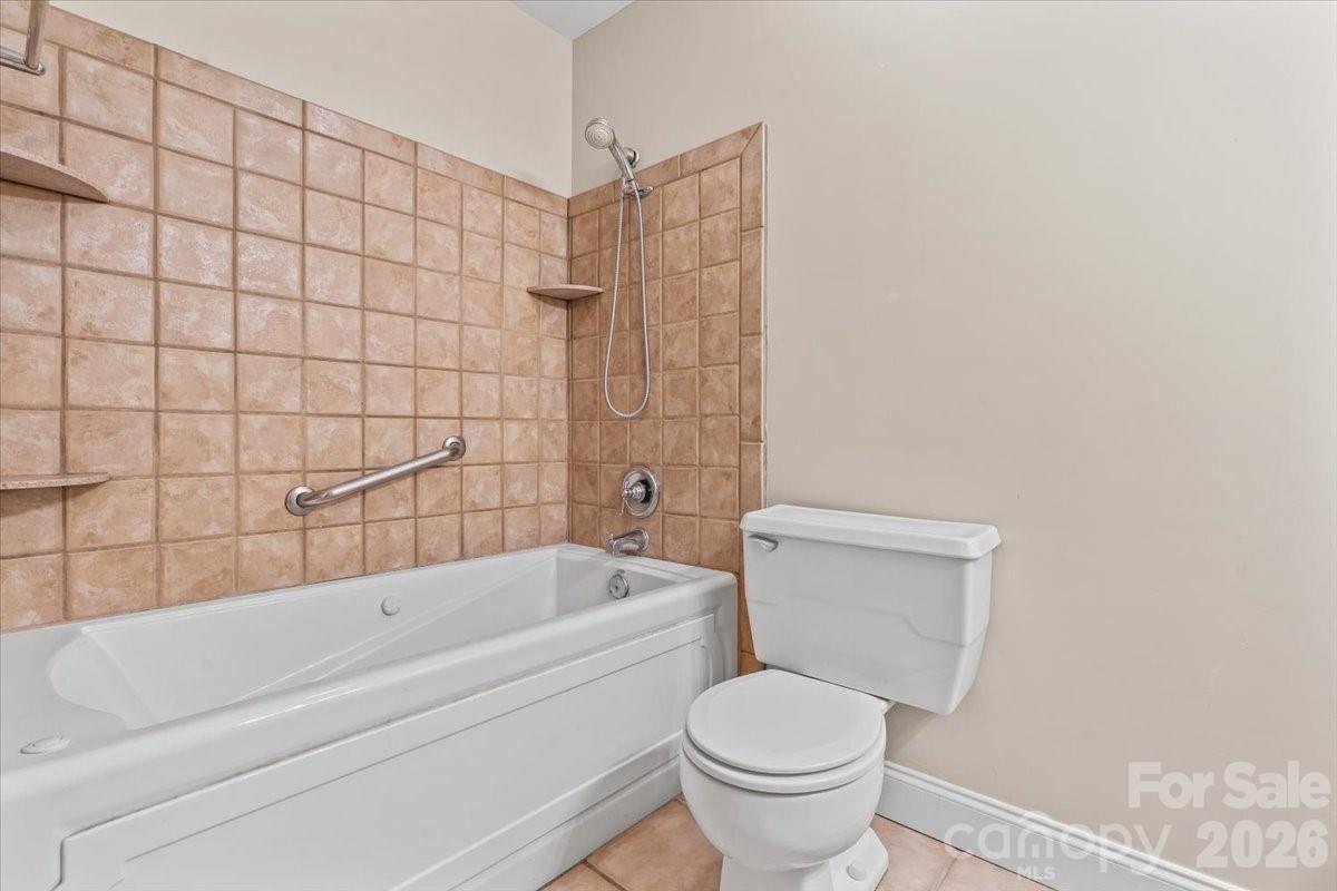 6740 Constitution Lane Property Photo 29