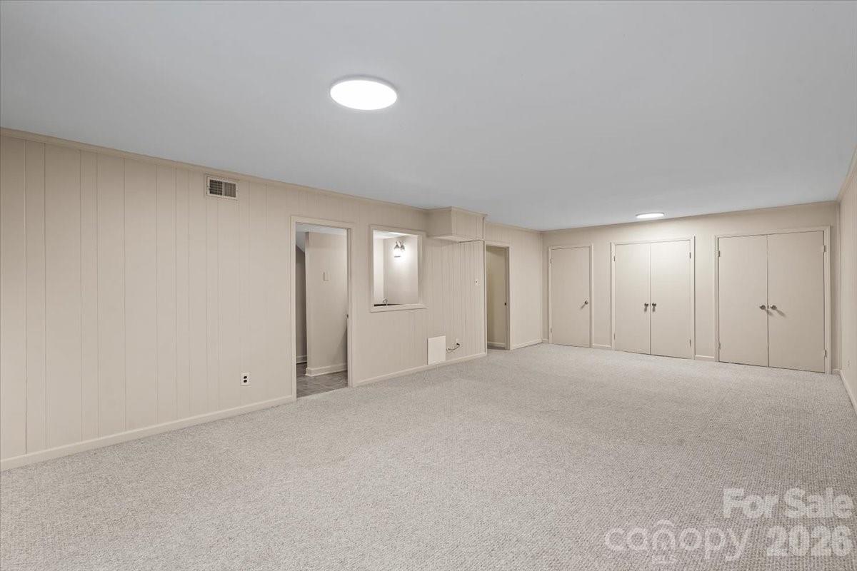6740 Constitution Lane Property Photo 36