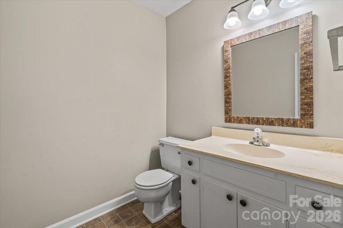 6740 Constitution Lane Property Photo 37