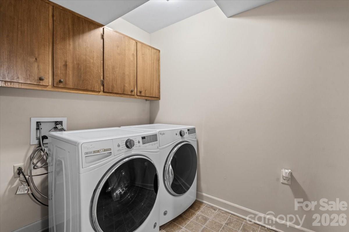 6740 Constitution Lane Property Photo 39