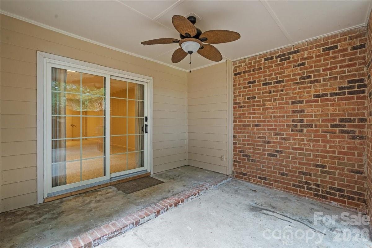 6740 Constitution Lane Property Photo 40