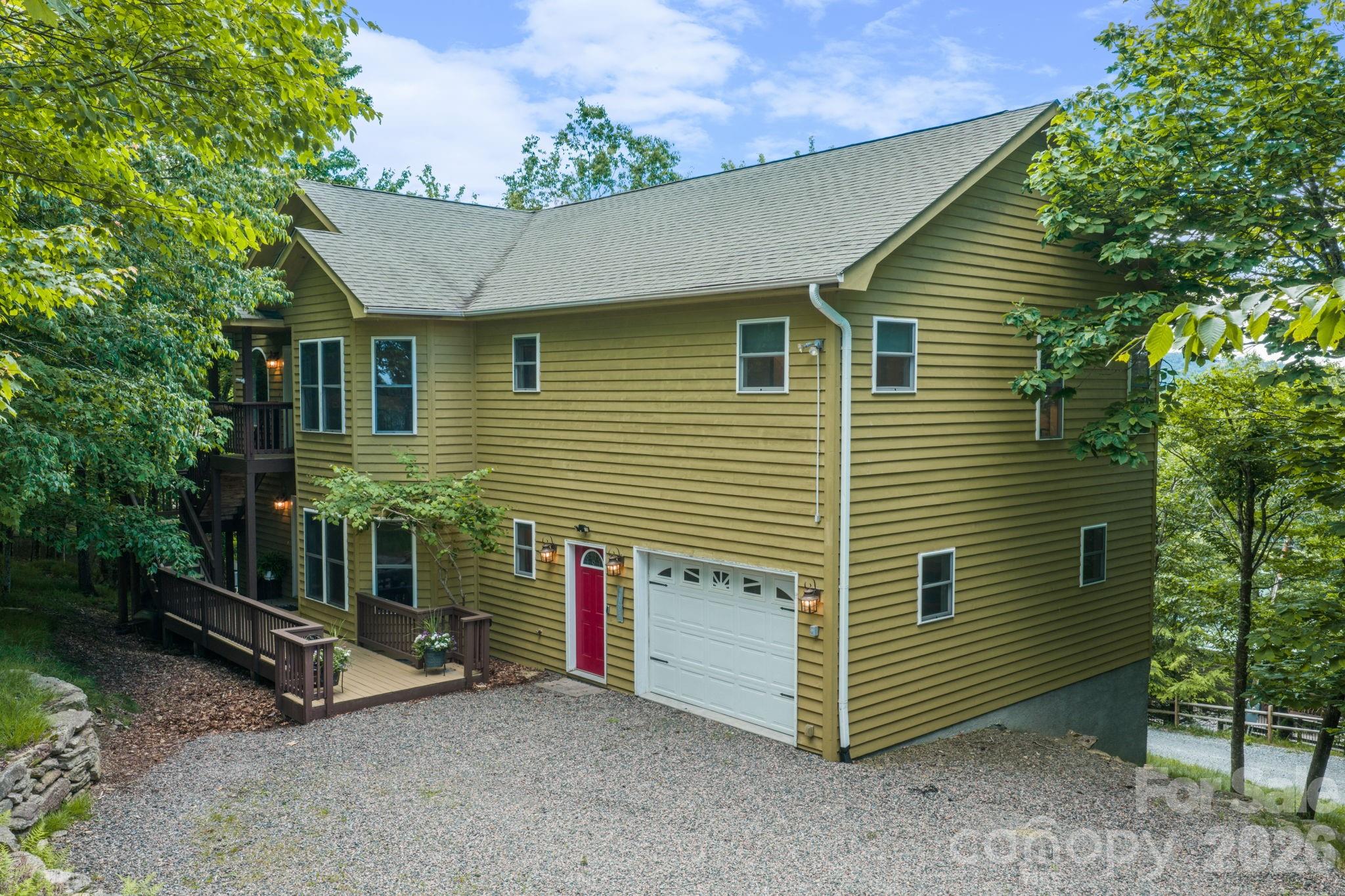 117 Pinnacle Ridge Road Property Photo 1