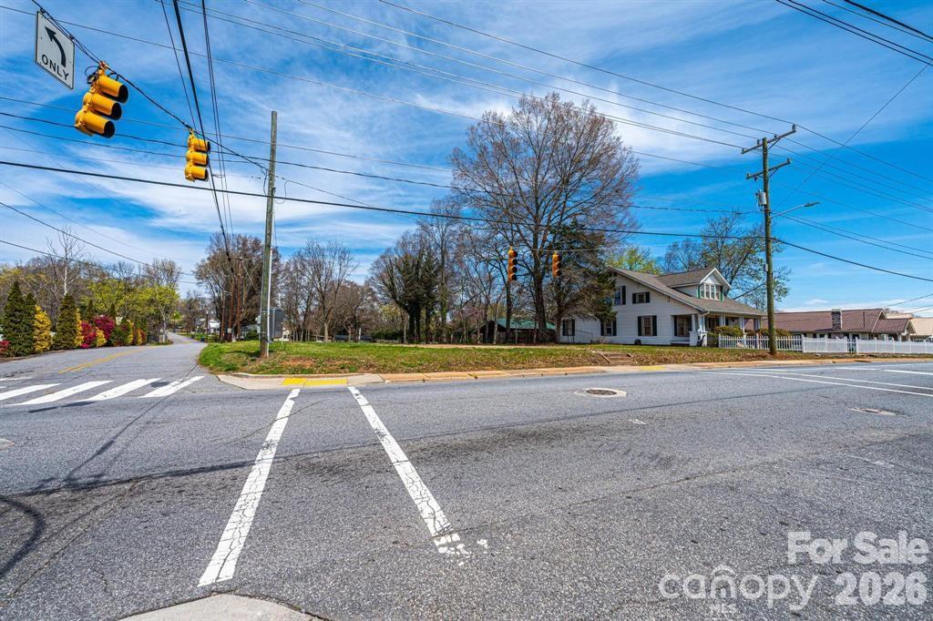 24 7th Street Property Photo 2