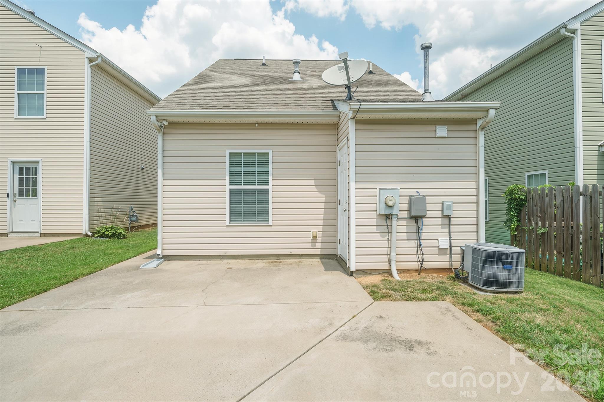 12421 Stumptown Road Property Photo 24