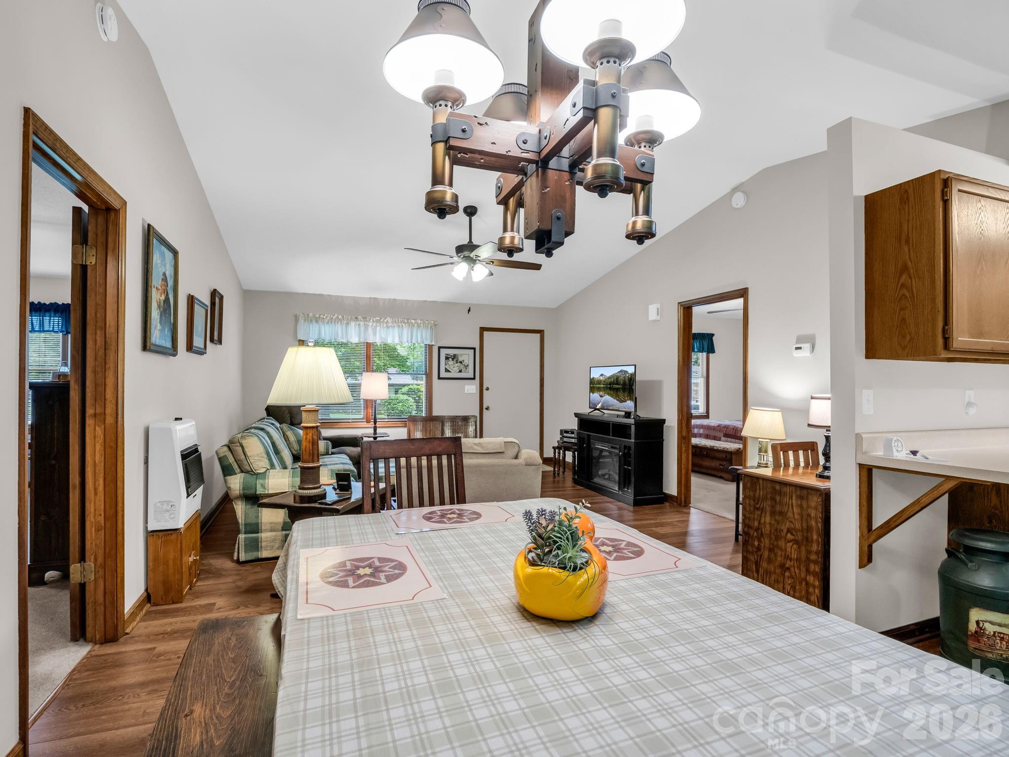 182 Resada Drive Property Photo 6