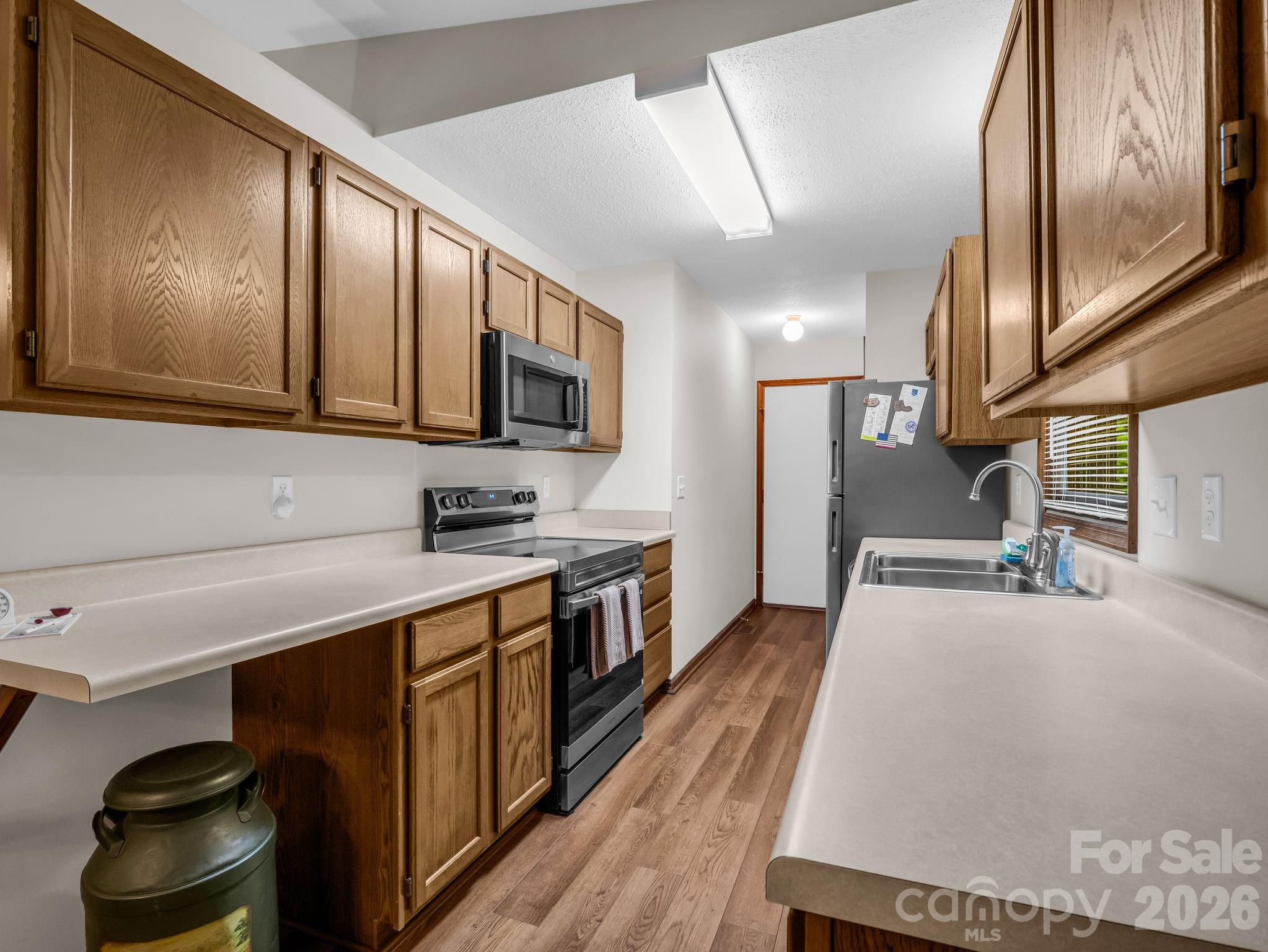 182 Resada Drive Property Photo 7