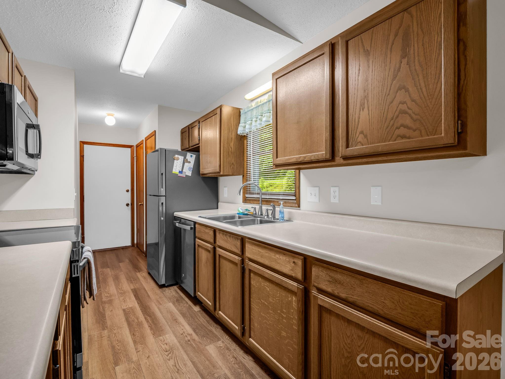 182 Resada Drive Property Photo 8