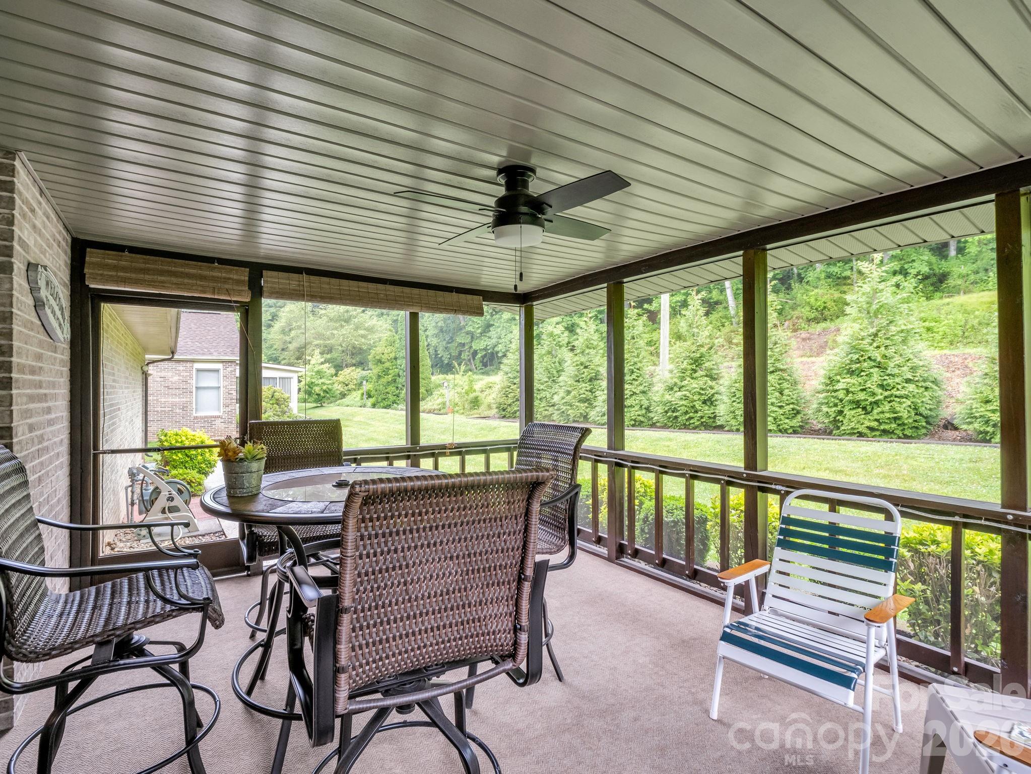 182 Resada Drive Property Photo 10