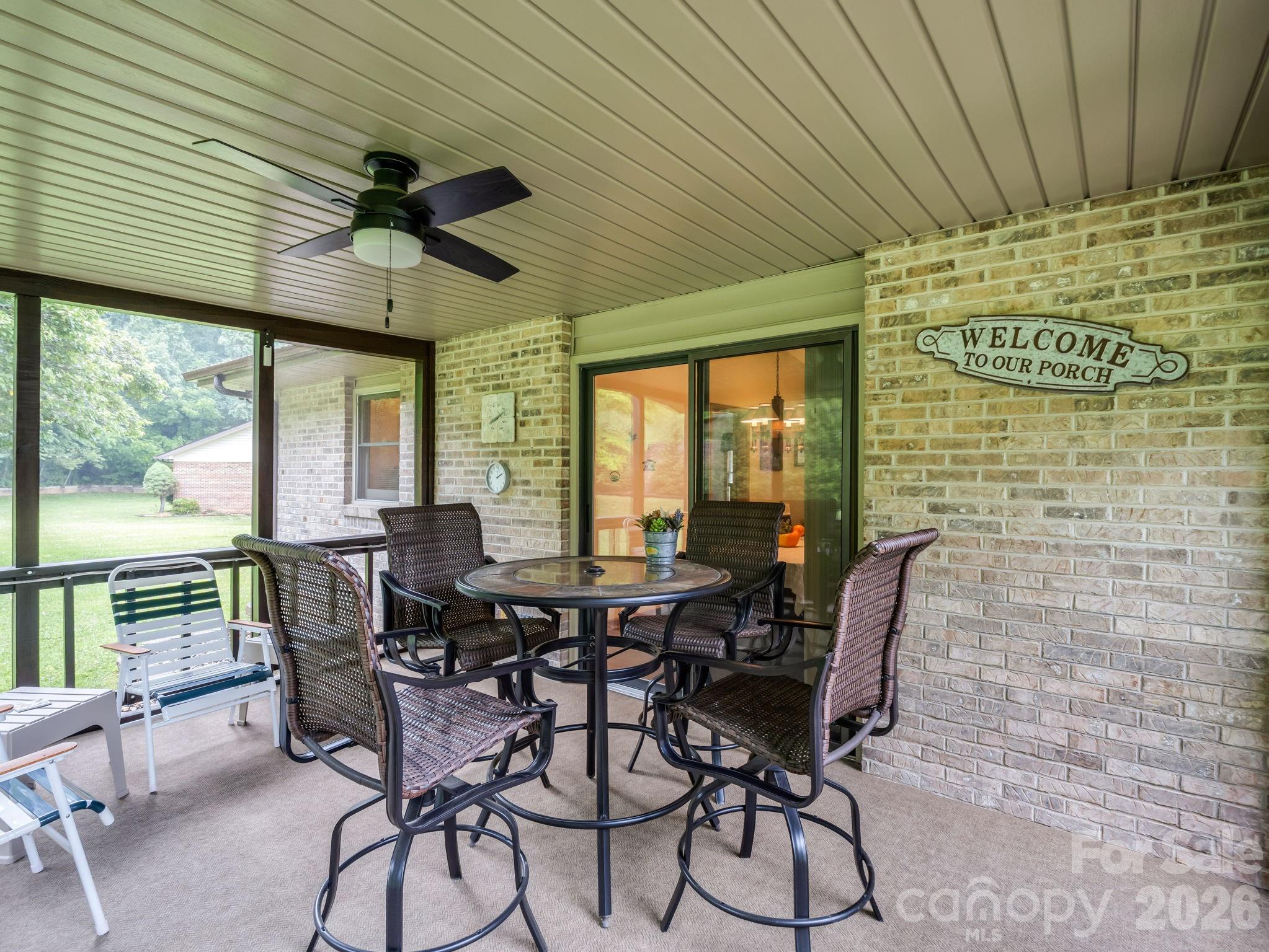 182 Resada Drive Property Photo 11