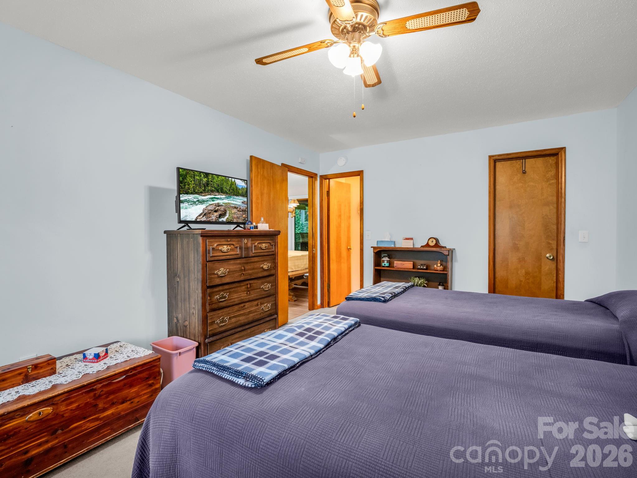 182 Resada Drive Property Photo 17