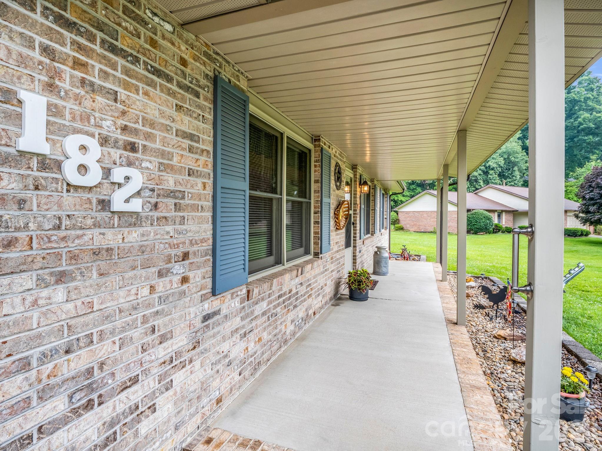 182 Resada Drive Property Photo 21