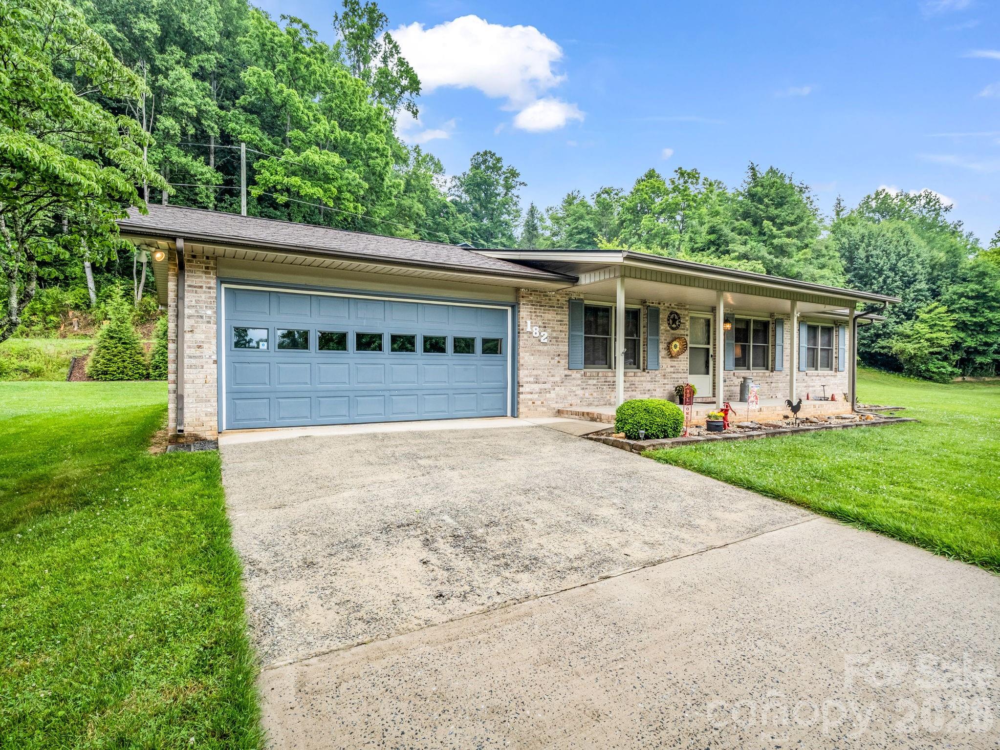 182 Resada Drive Property Photo 23
