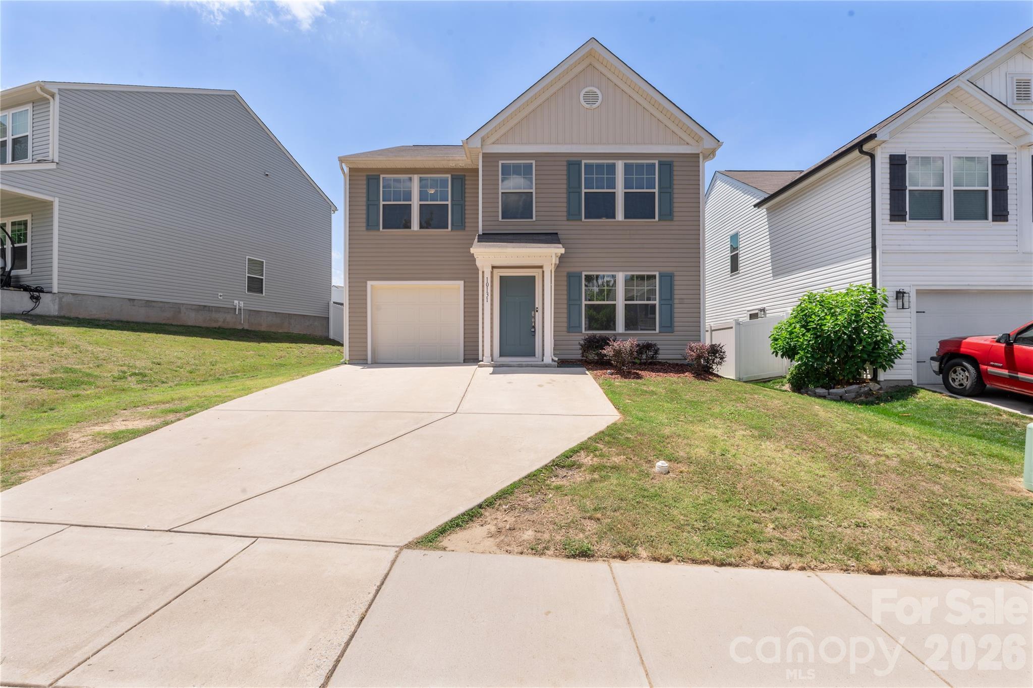 10131 Holly Park Drive Property Photo 2
