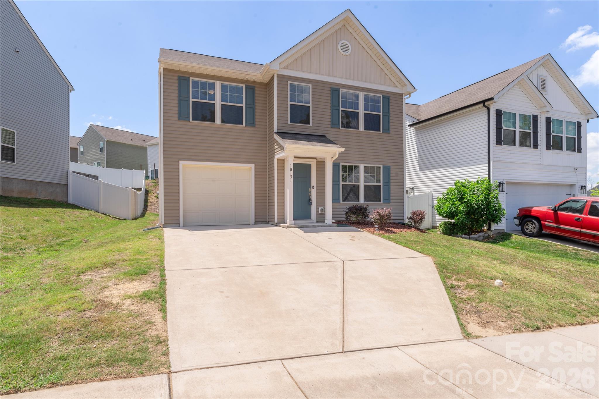 10131 Holly Park Drive Property Photo 3
