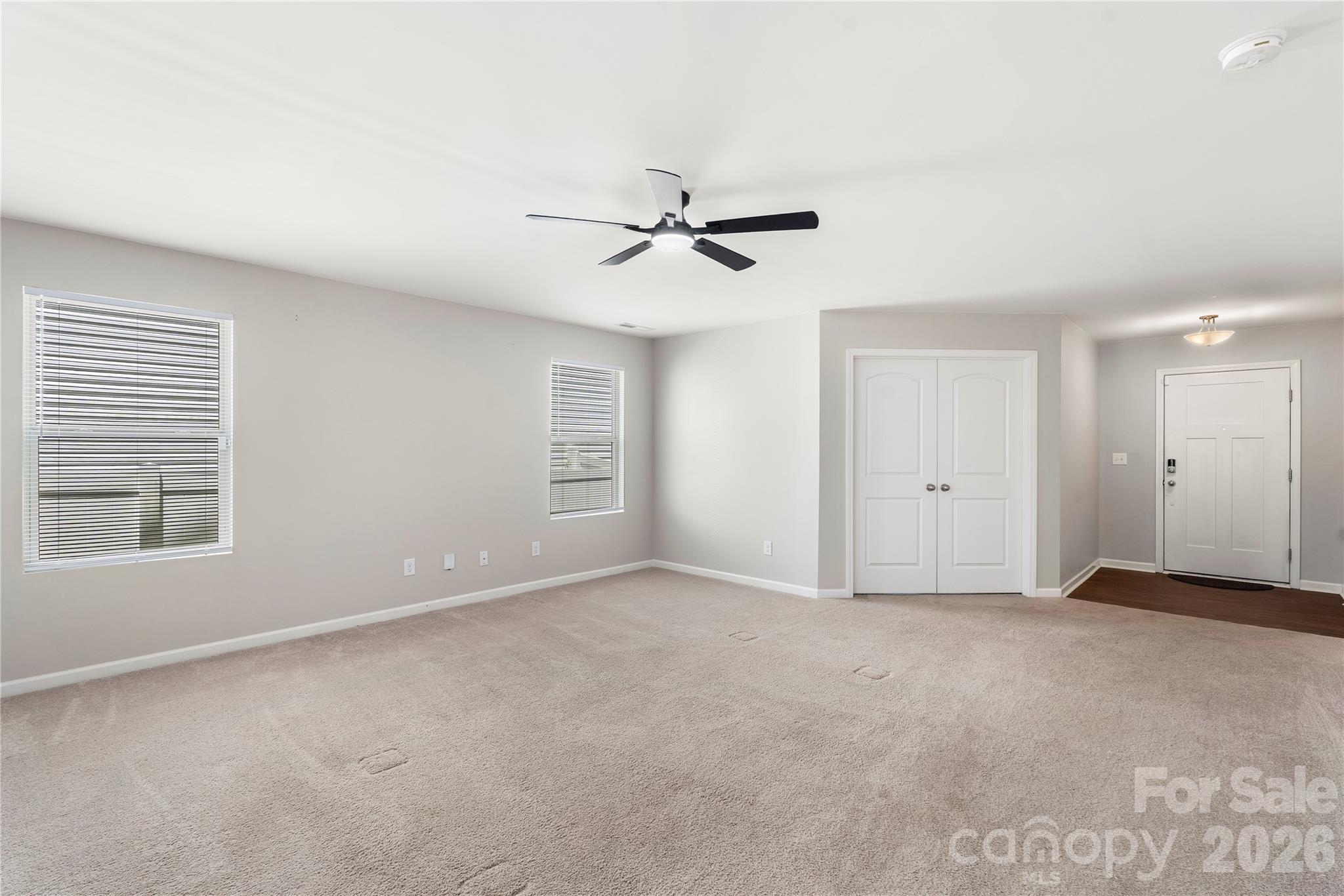 10131 Holly Park Drive Property Photo 8