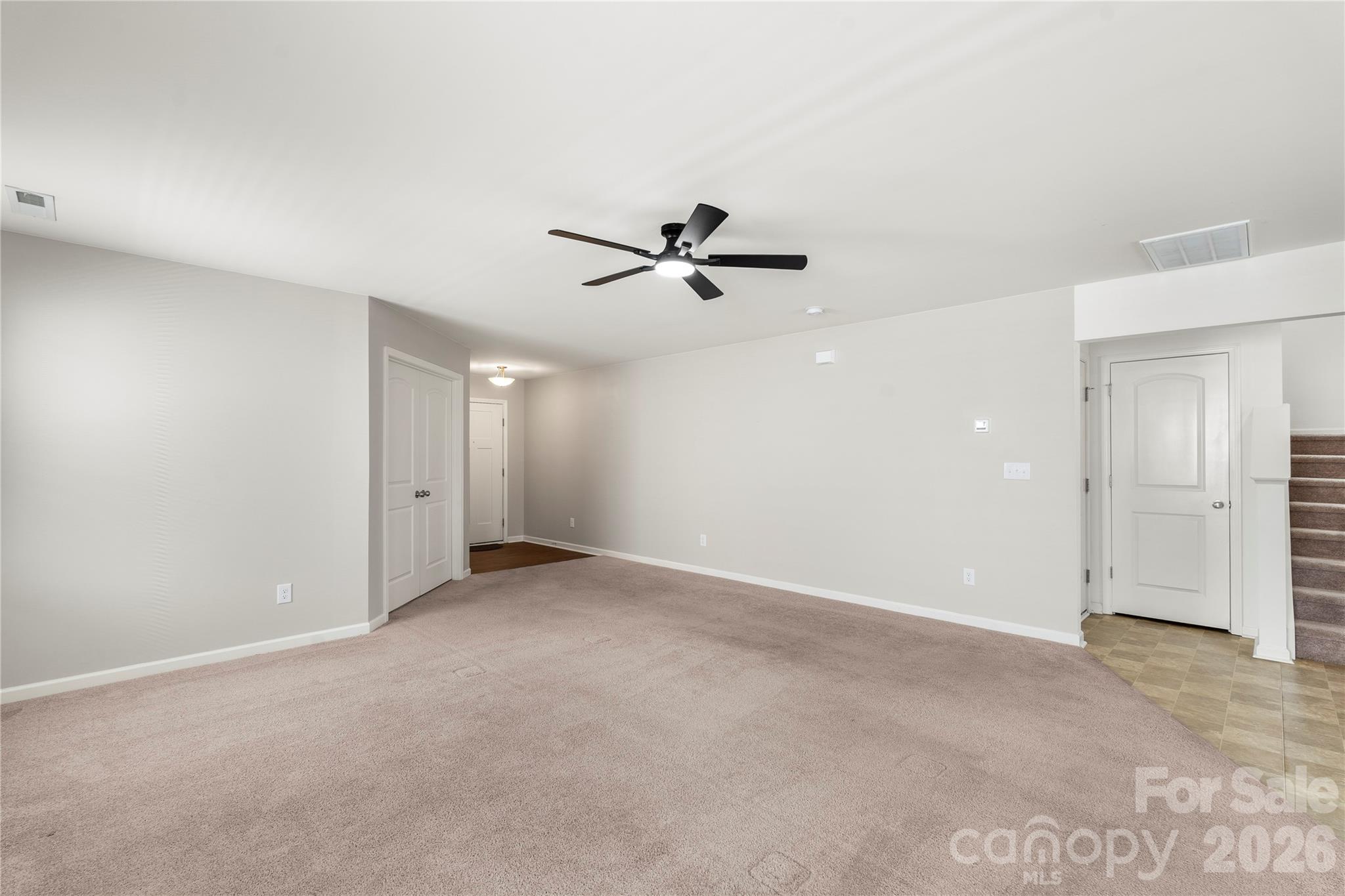 10131 Holly Park Drive Property Photo 11