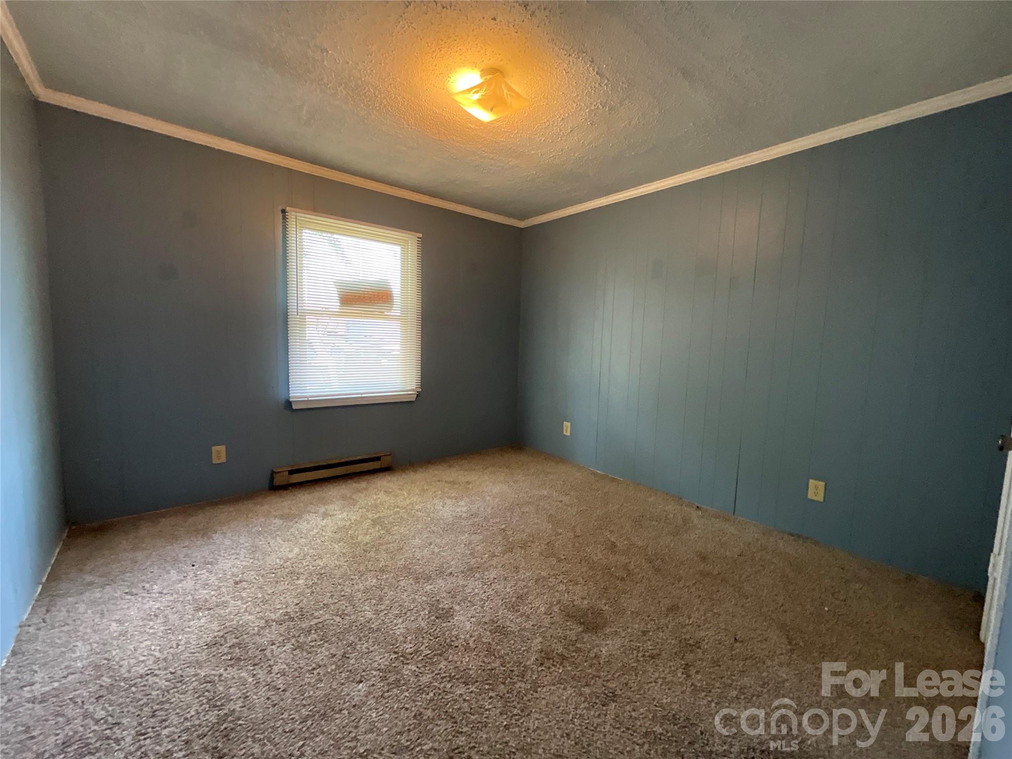 1380 Fairley Avenue B Property Photo 9