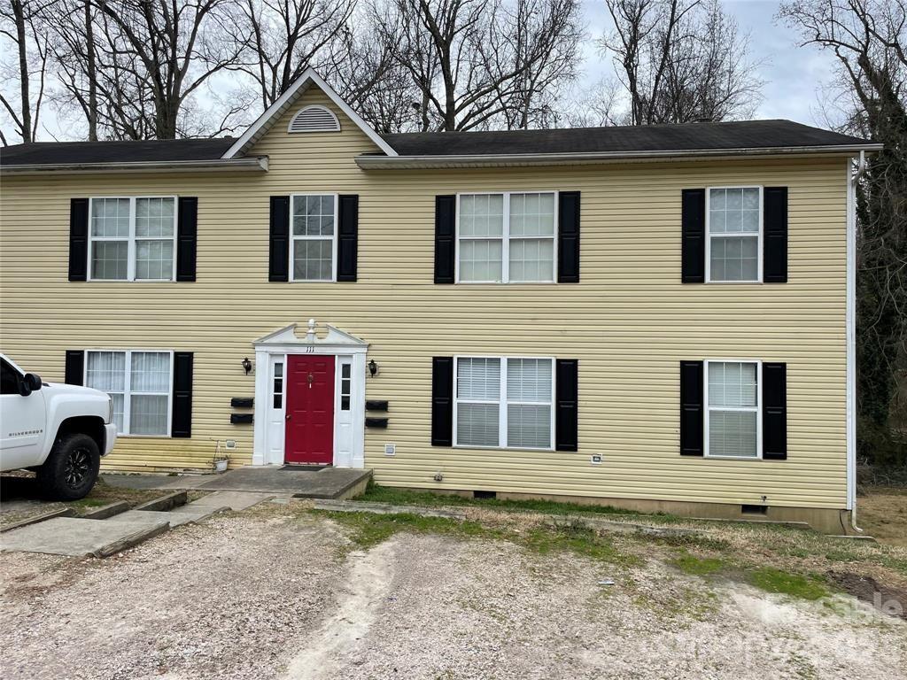 111 Sunset Drive Property Photo 1