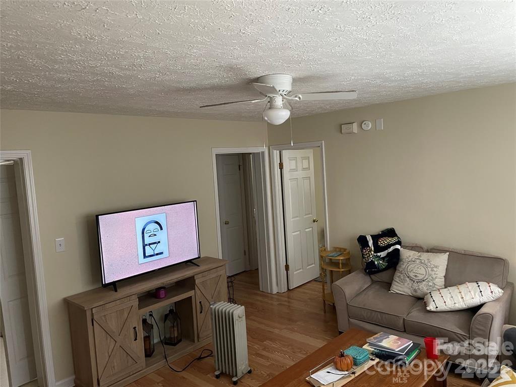 111 Sunset Drive Property Photo 2