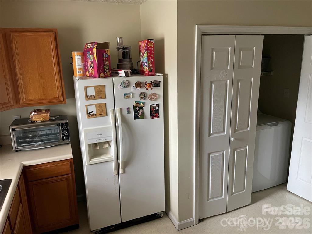 111 Sunset Drive Property Photo 5