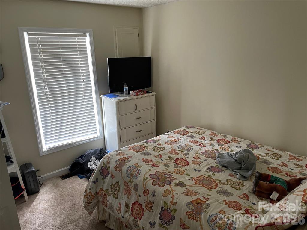 111 Sunset Drive Property Photo 12