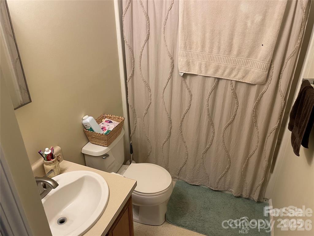 111 Sunset Drive Property Photo 13