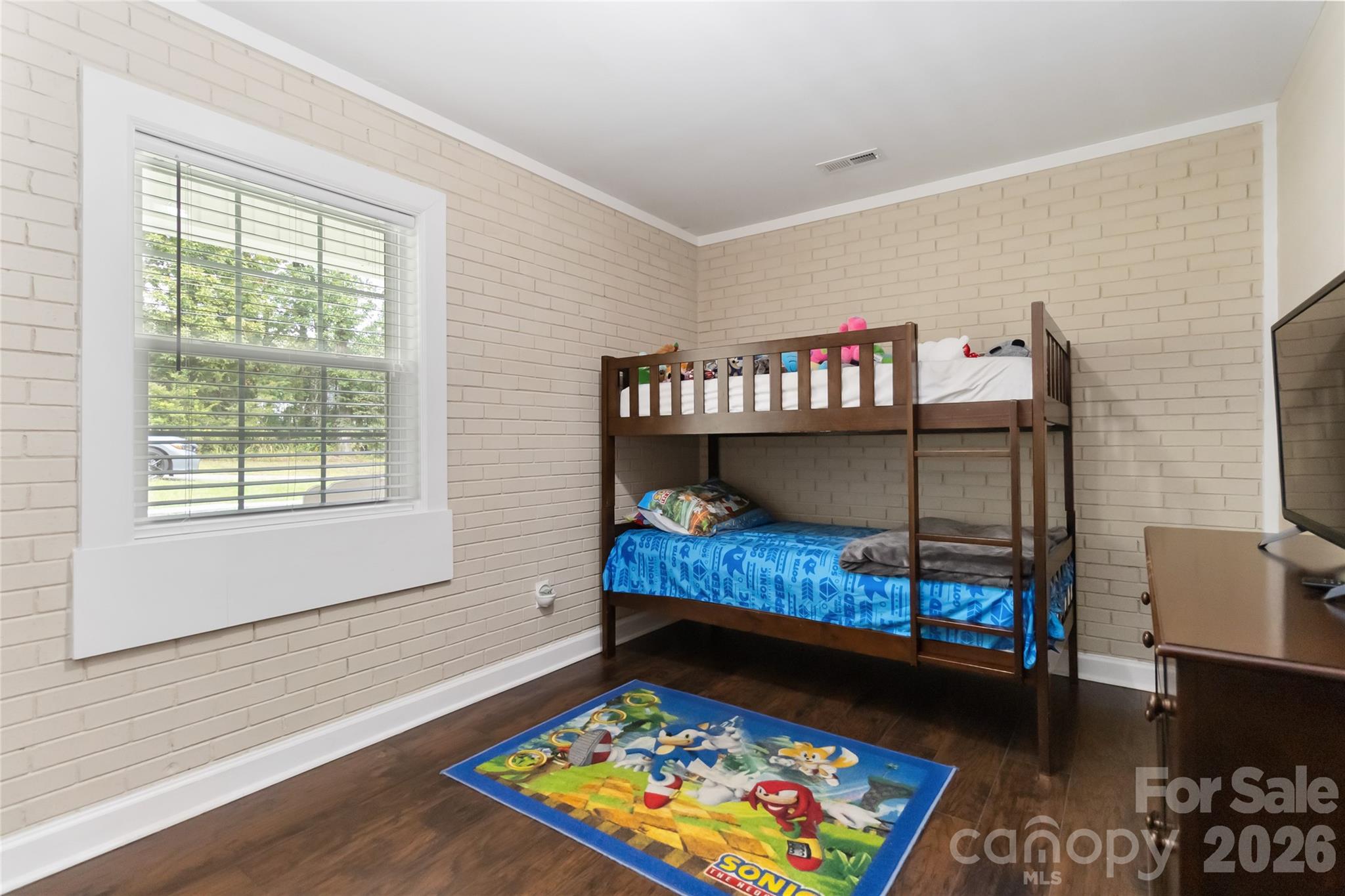 106 Robinson Avenue Property Photo 6