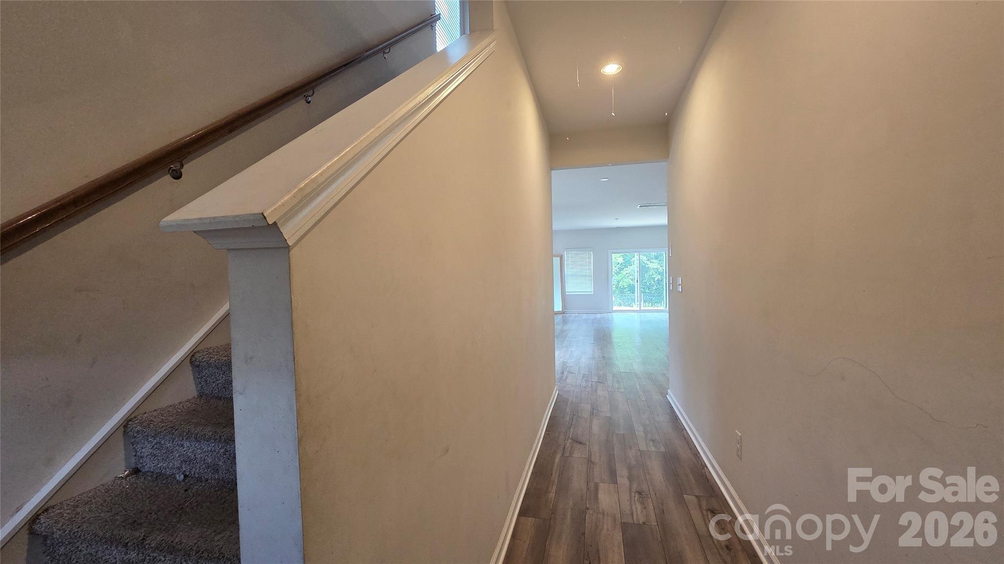 205 Canoga Avenue Property Photo 3