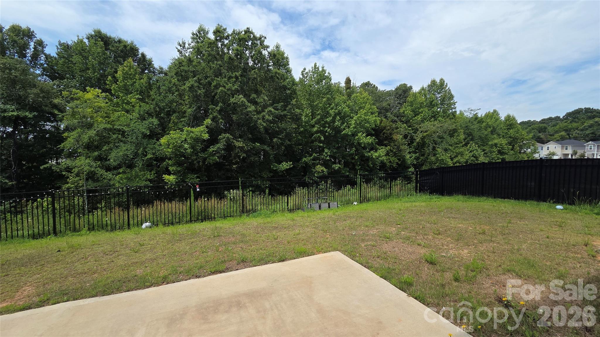 205 Canoga Avenue Property Photo 10