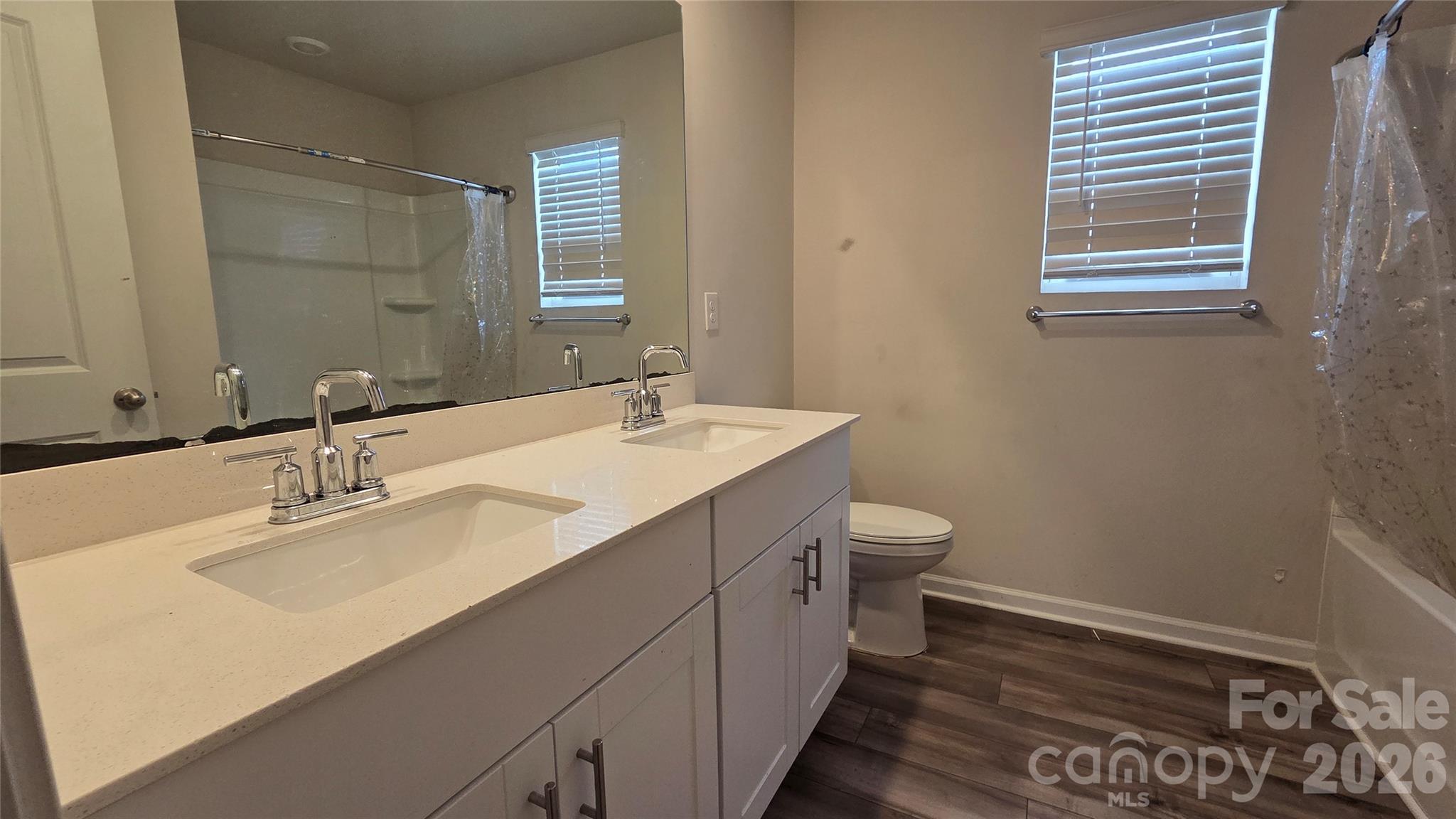 205 Canoga Avenue Property Photo 20