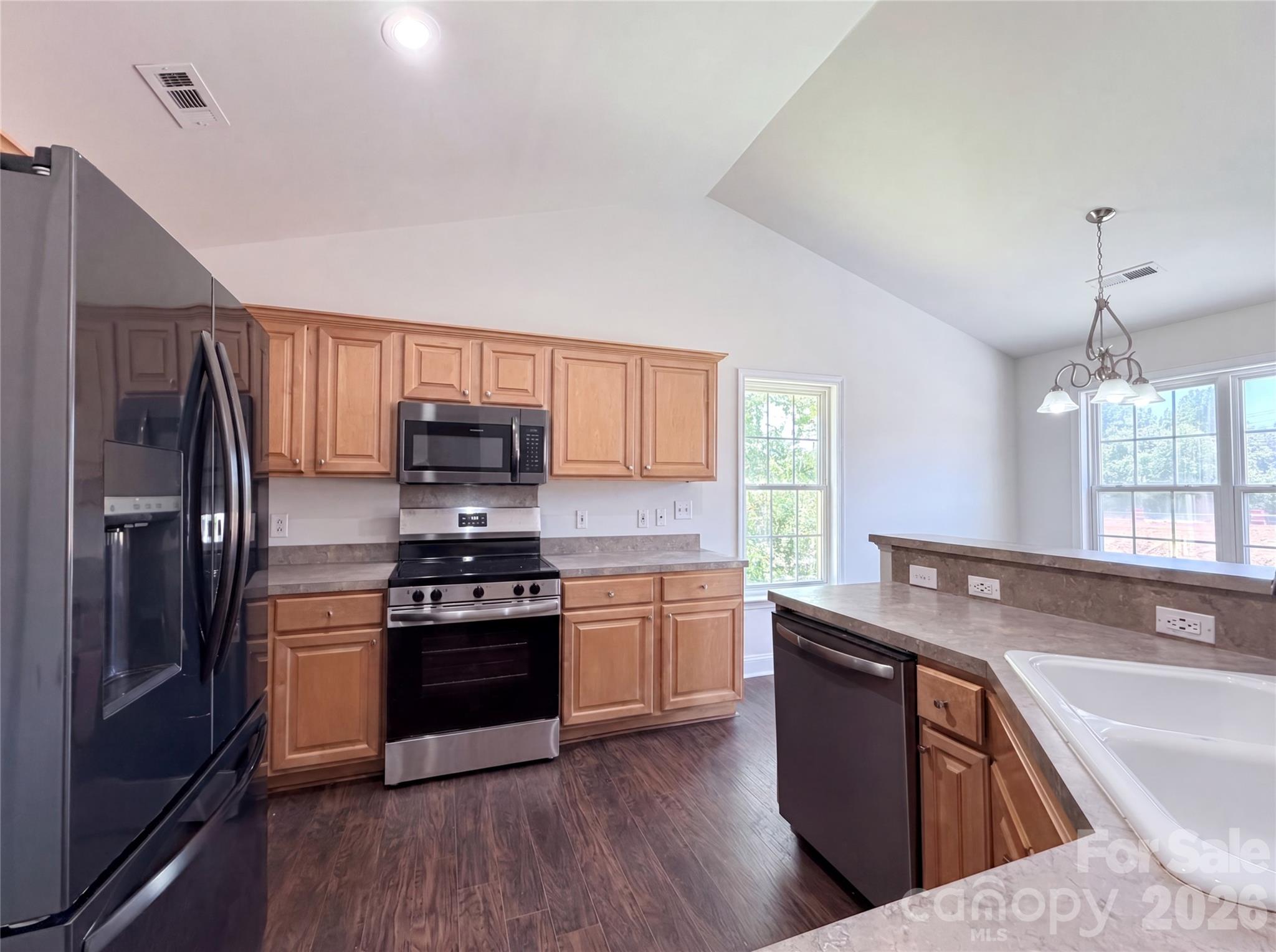 617 Reed Creek Road Property Photo 3