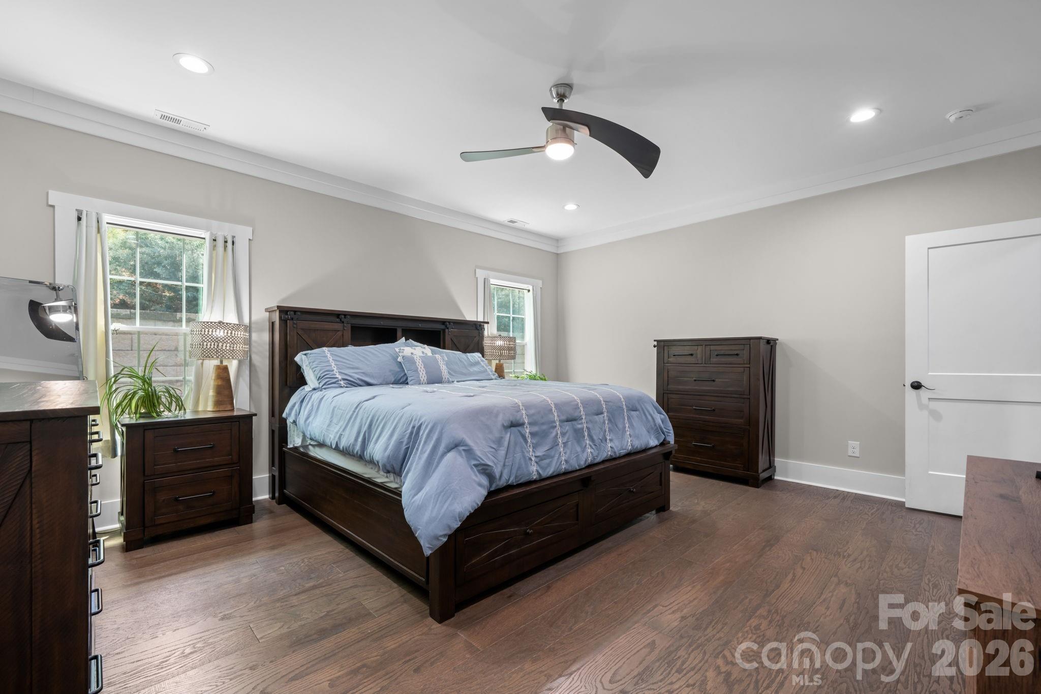 5046 Woodwinds Drive Property Photo 19