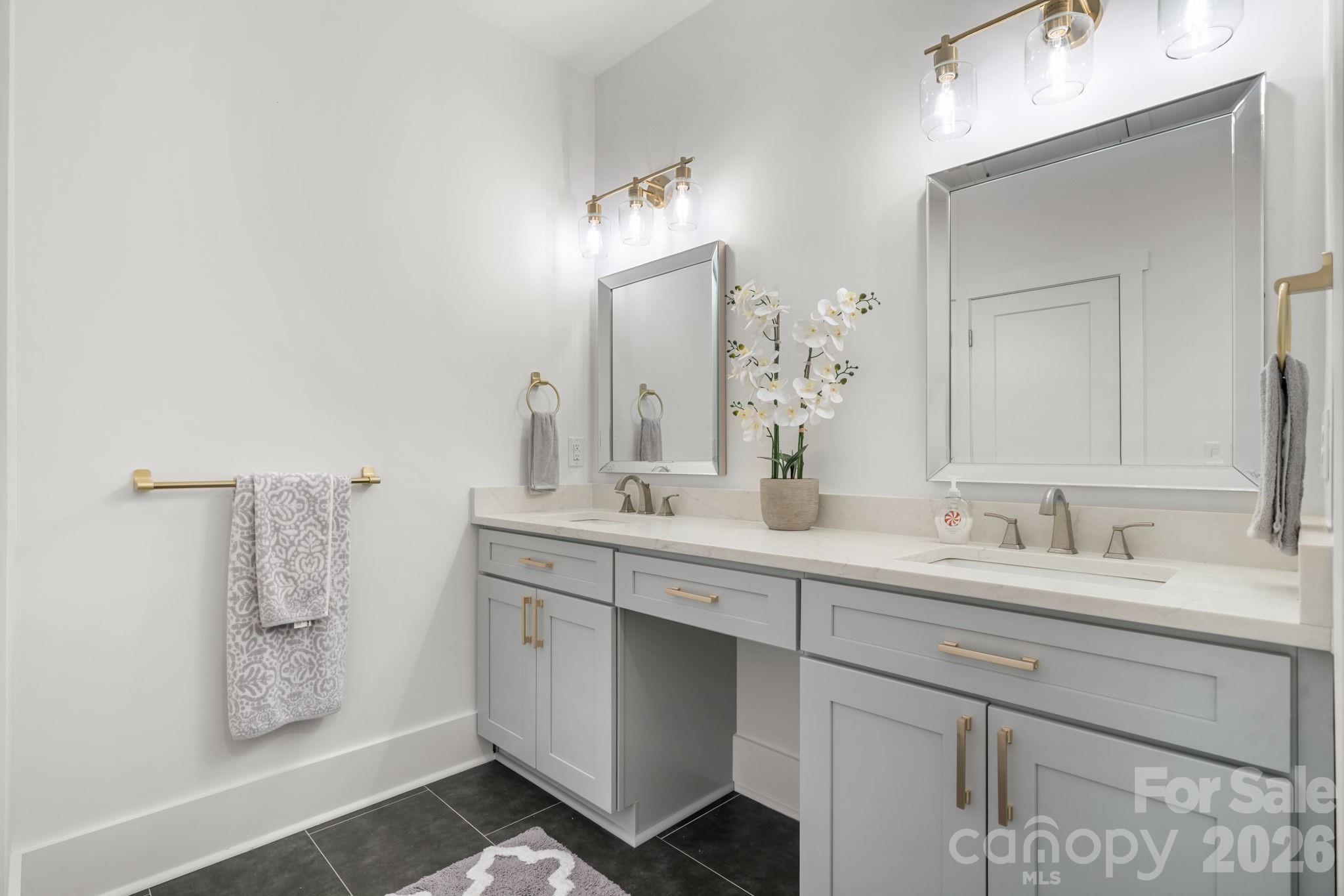 5046 Woodwinds Drive Property Photo 29