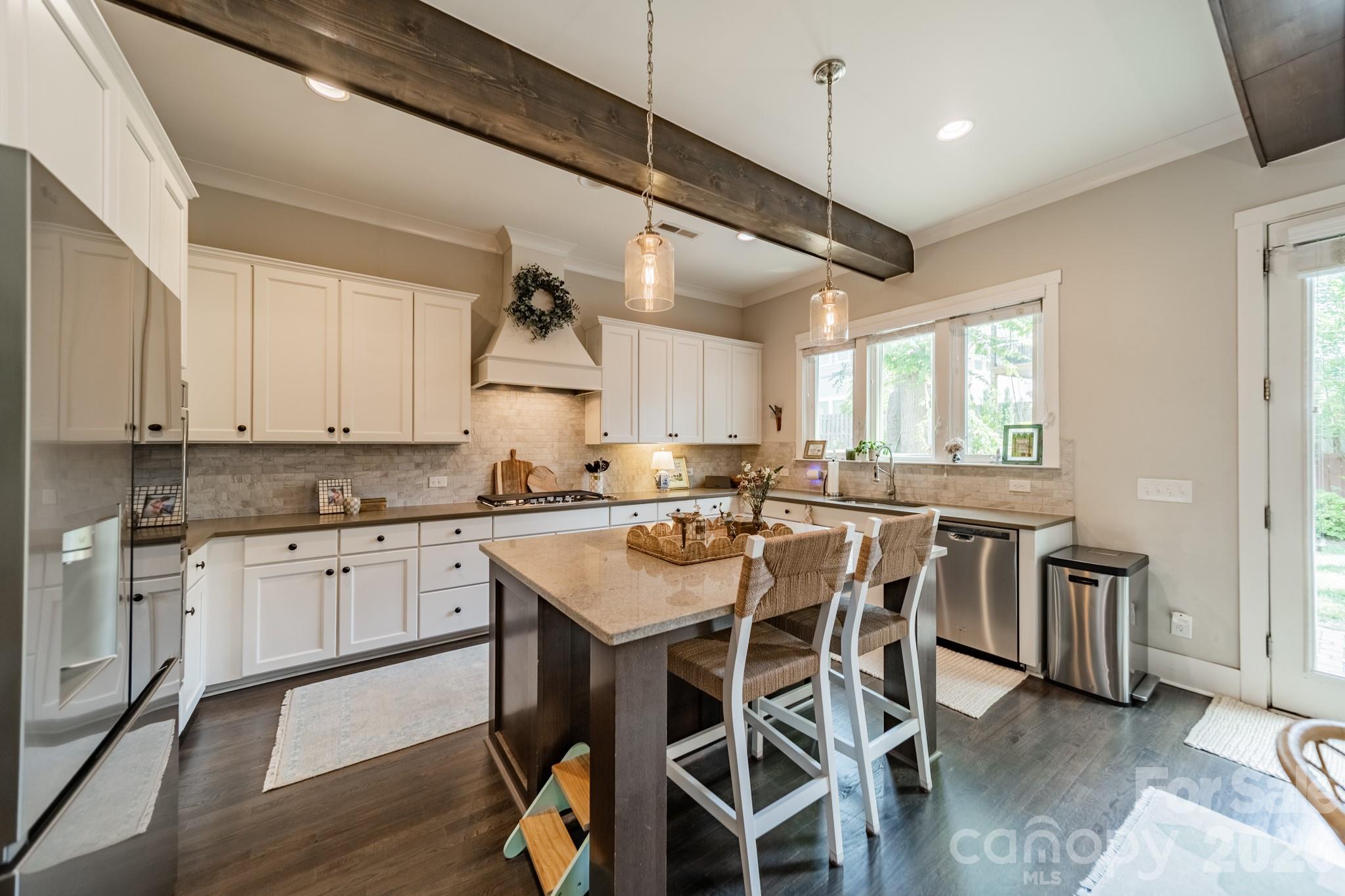 515 Greystone Road Property Photo 15