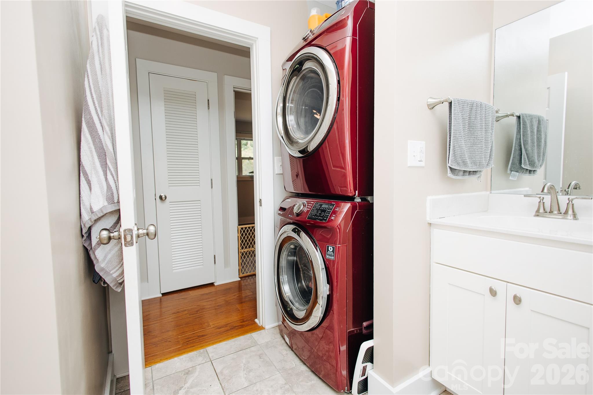212 Maple Avenue Property Photo 16