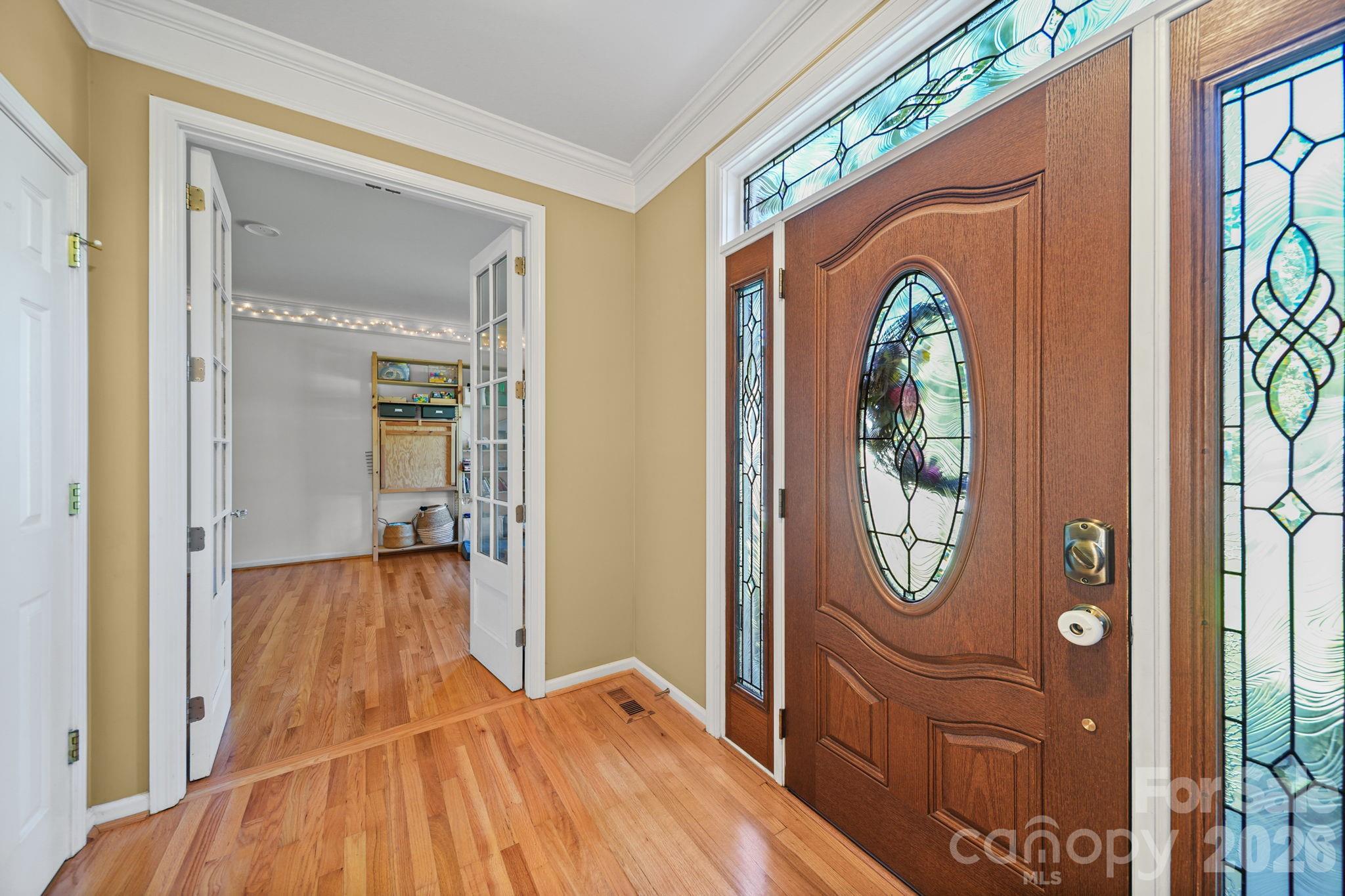 141 Riverfront Parkway Property Photo 5