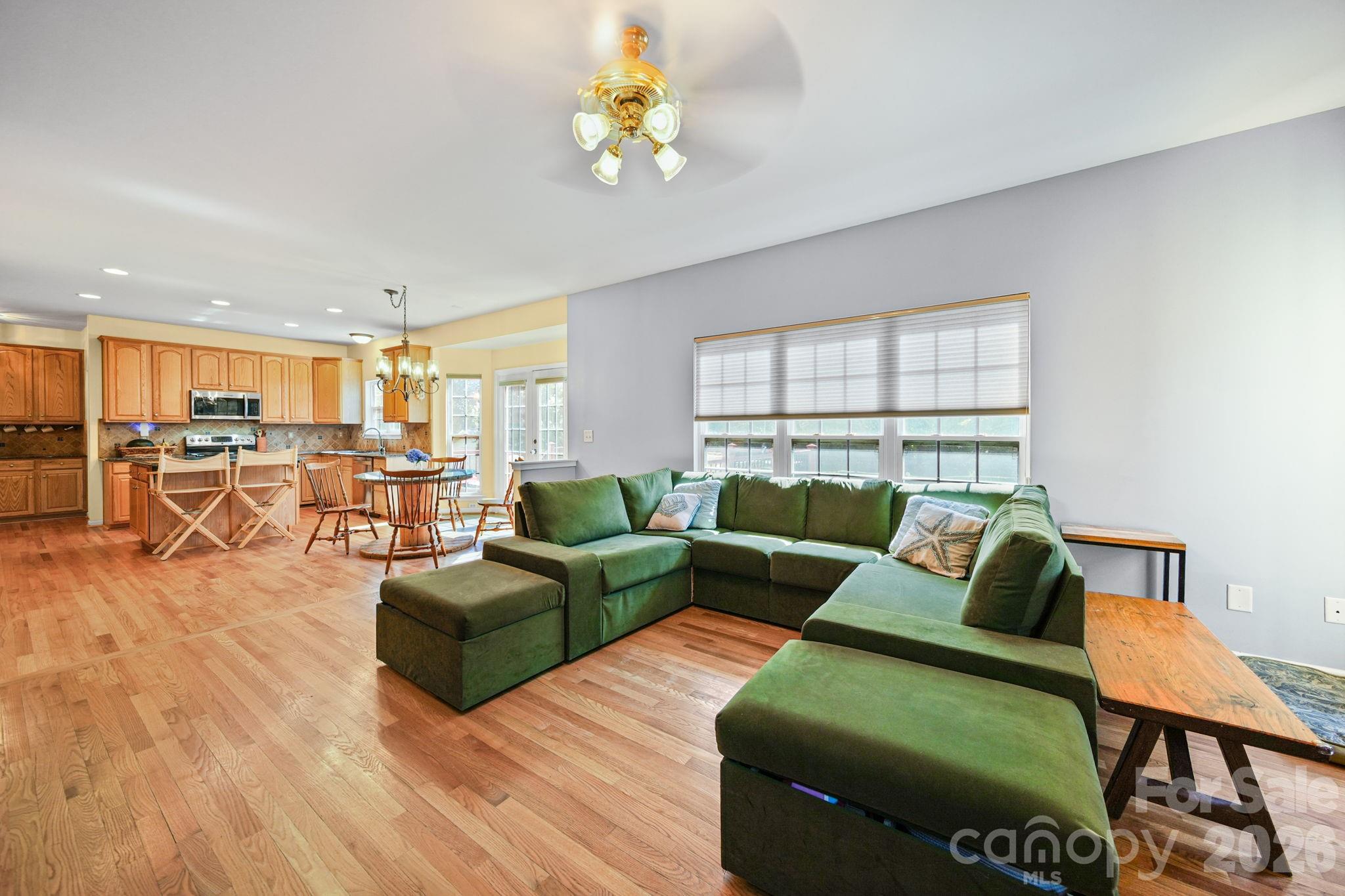 141 Riverfront Parkway Property Photo 7
