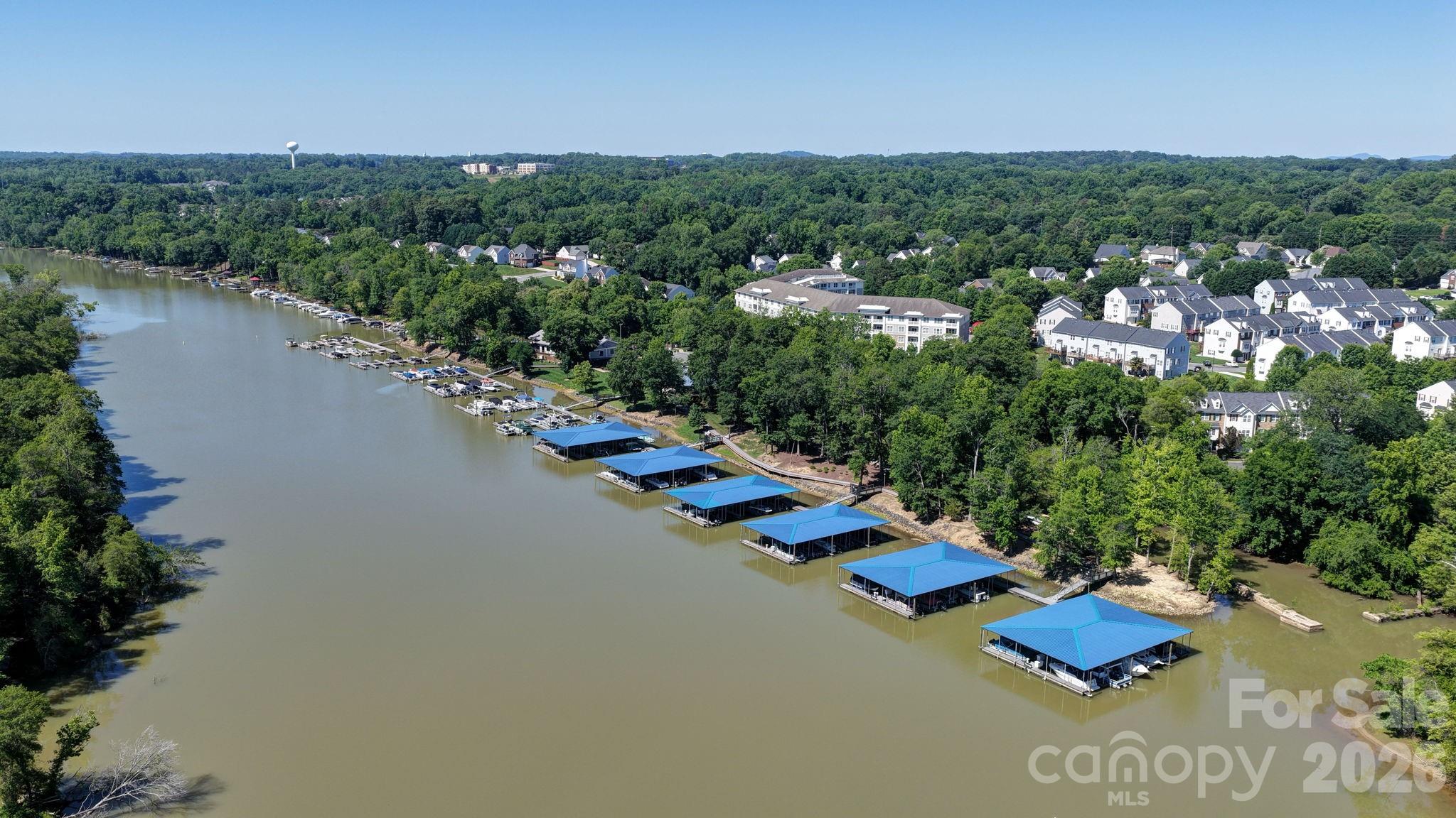 141 Riverfront Parkway Property Photo 31