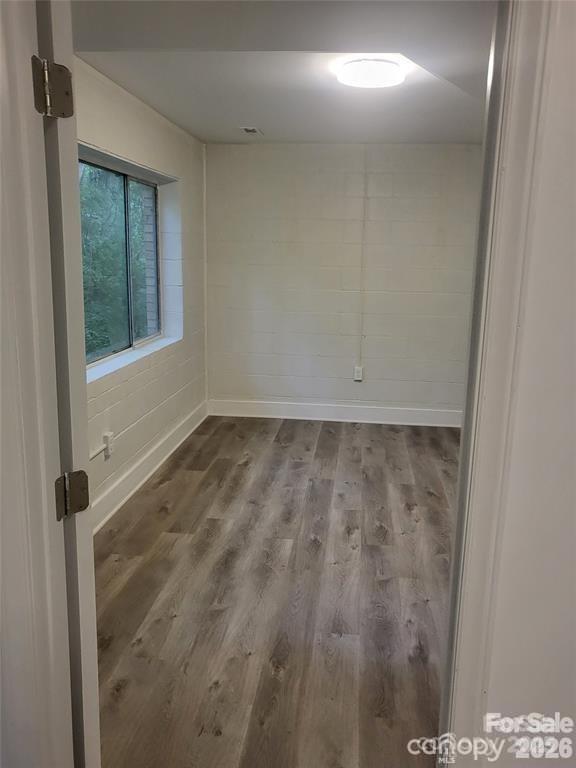 4731 Highlake Drive Property Photo 4