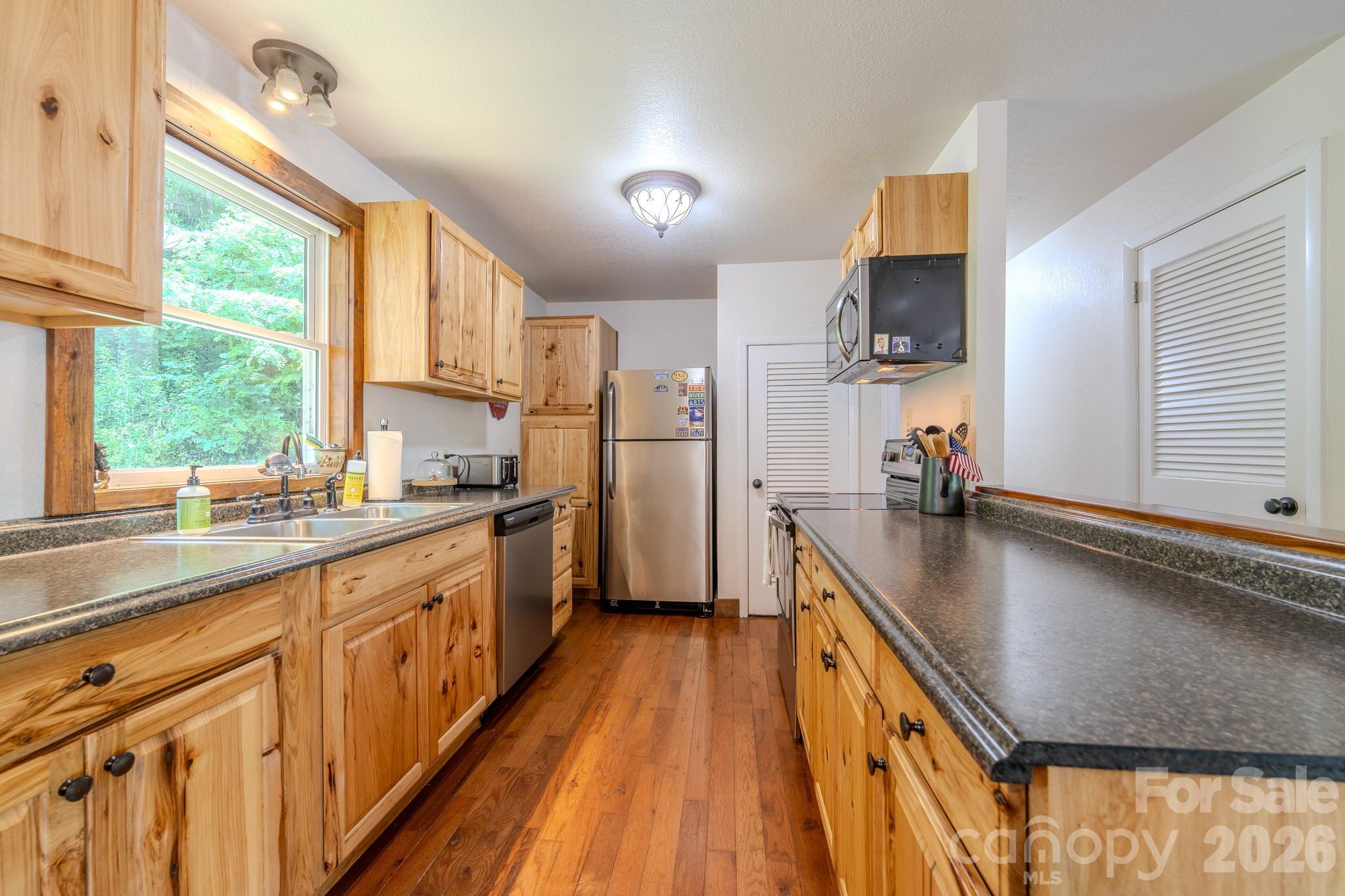 84 English Road Property Photo 10