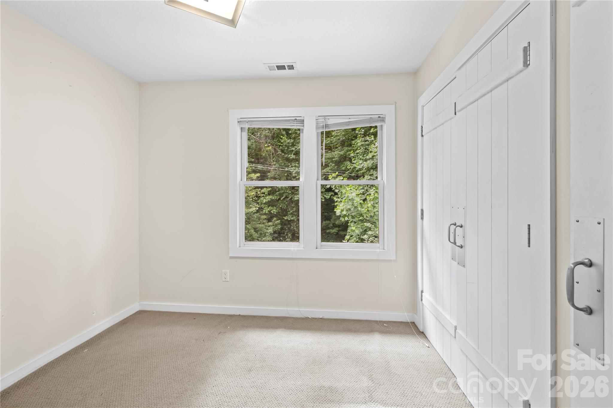 312 Westover Drive Property Photo 25