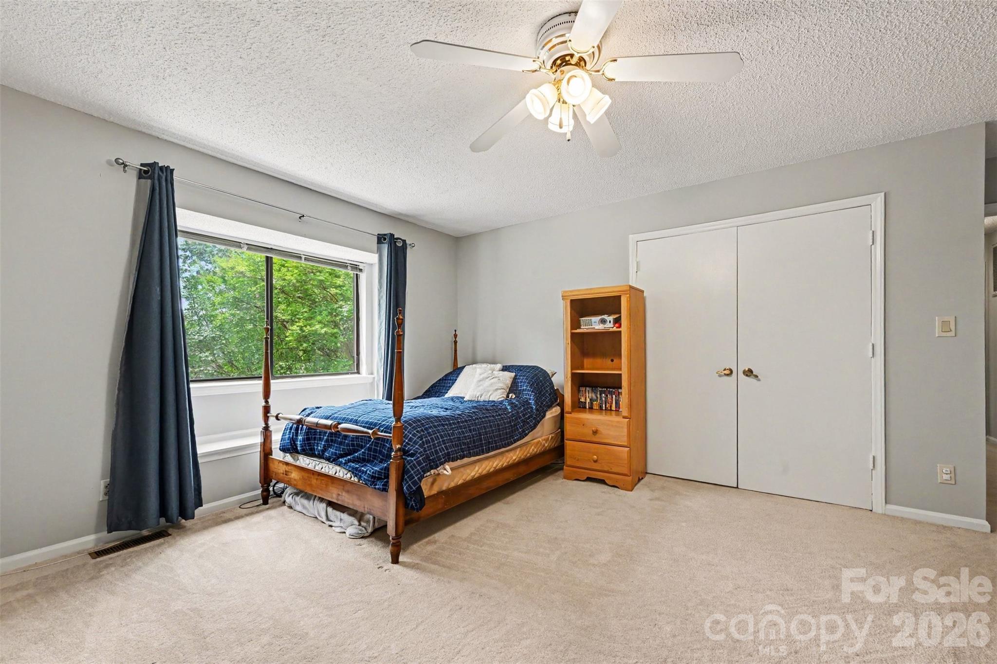 611 Mattingwood Drive Property Photo 22