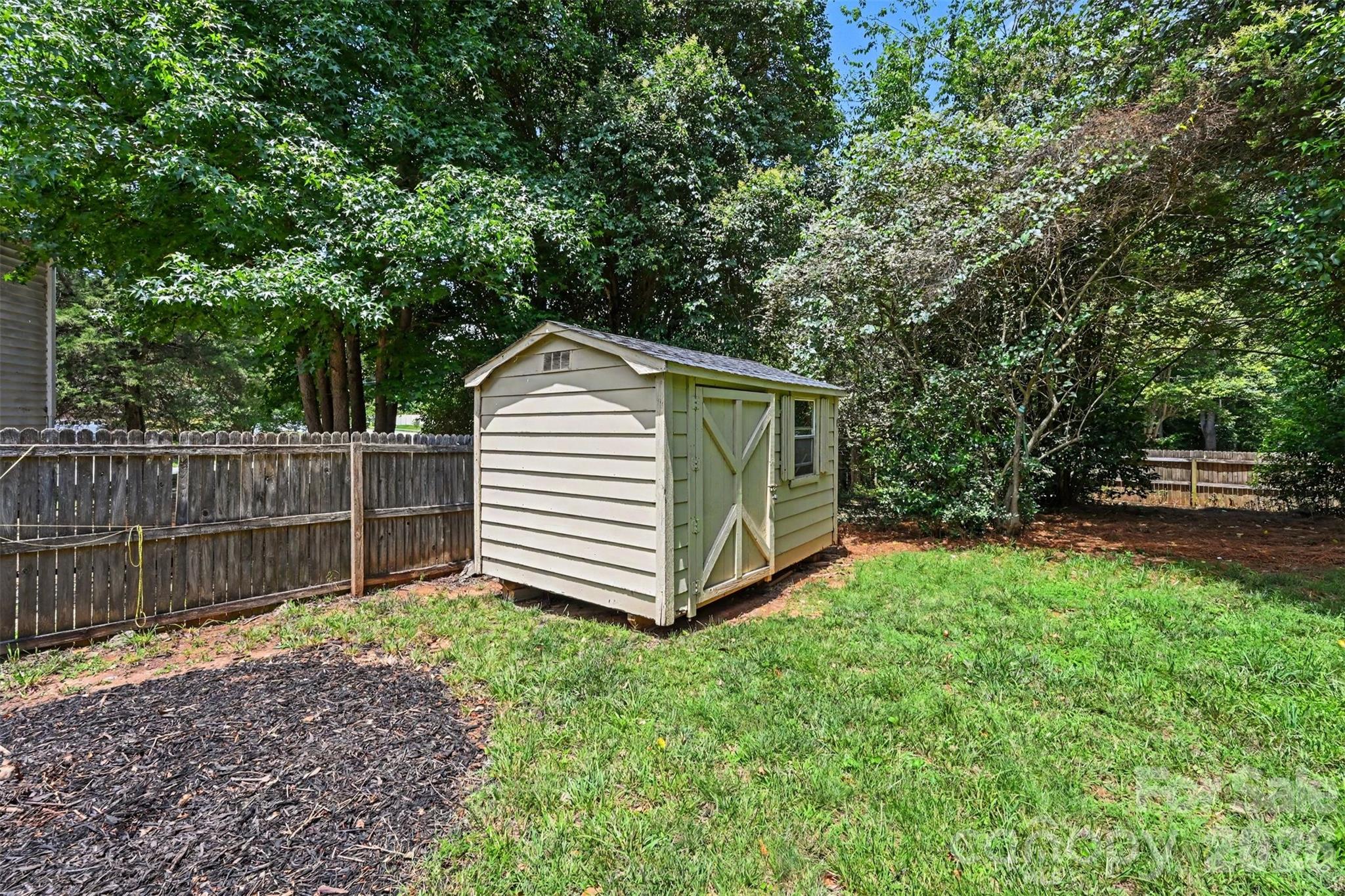 611 Mattingwood Drive Property Photo 27
