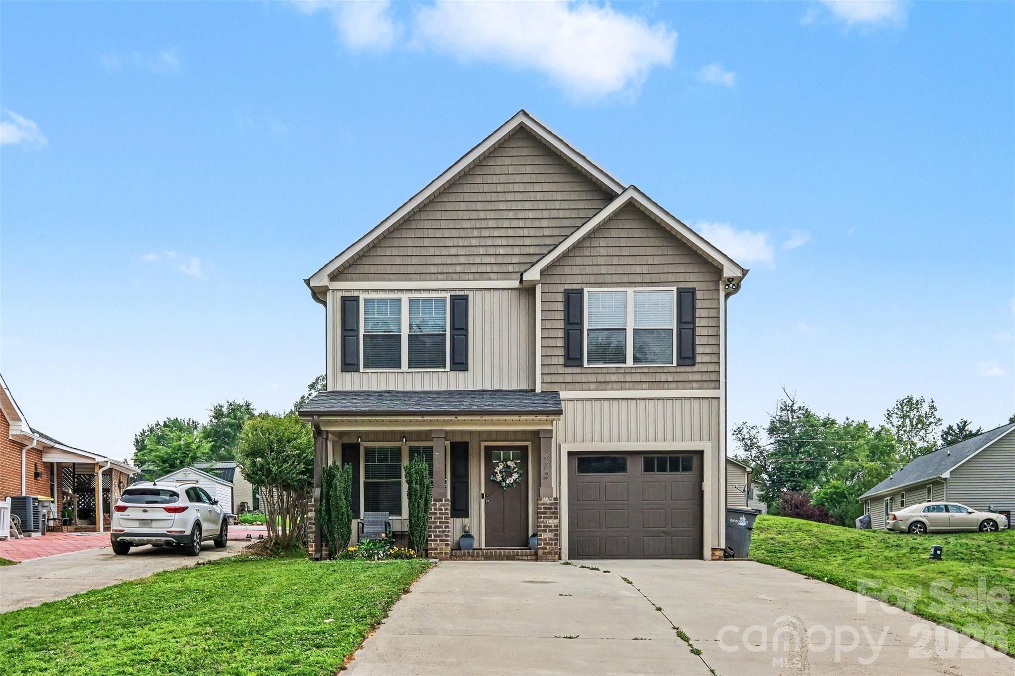 702 Margate Avenue Property Photo 1